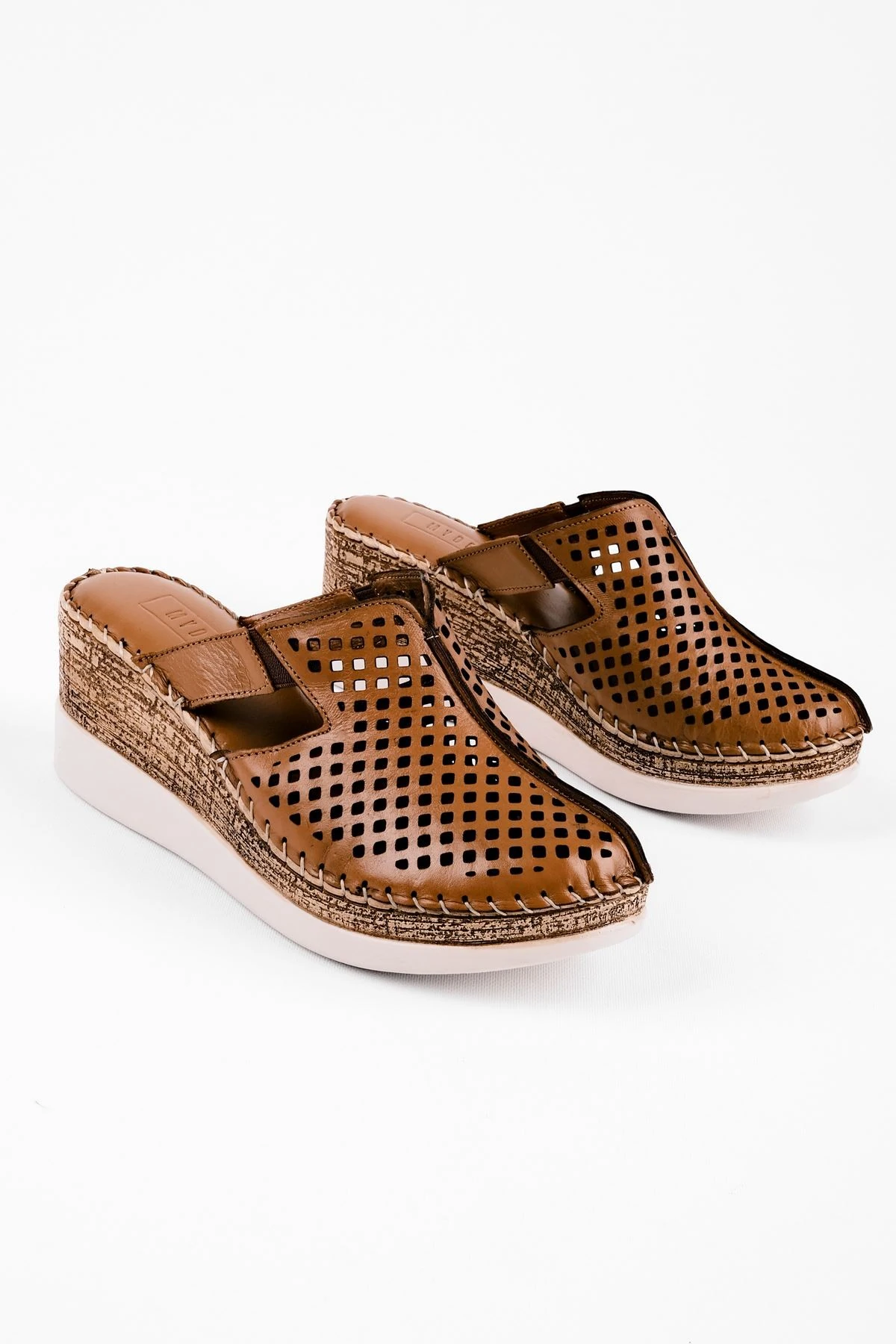 Leylak Lastik Detay Kadın Hakiki Der Topuklu Terlik