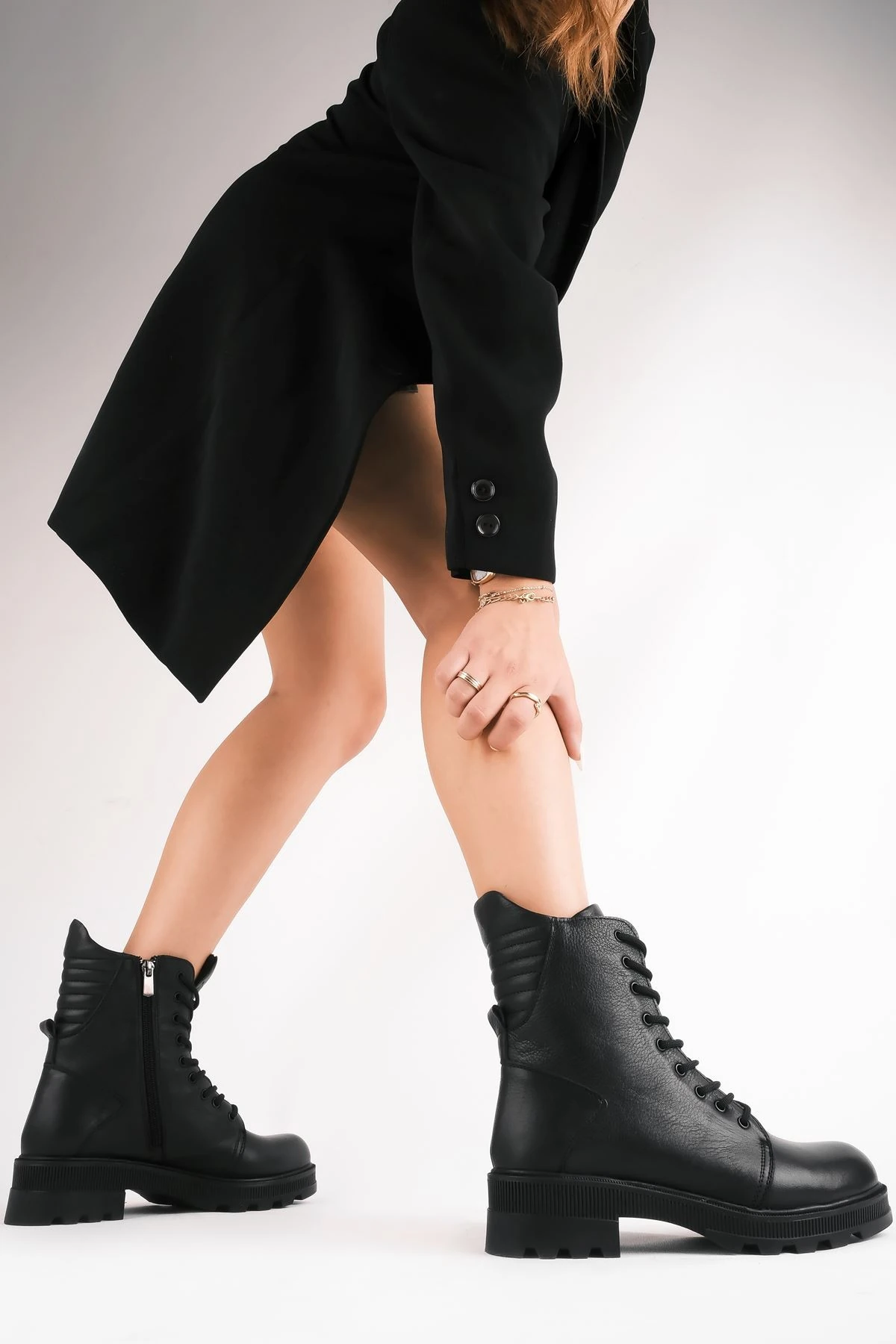 Soldier Bağcıklı Kadın Hakiki Deri Postal B3399 - SİYAH