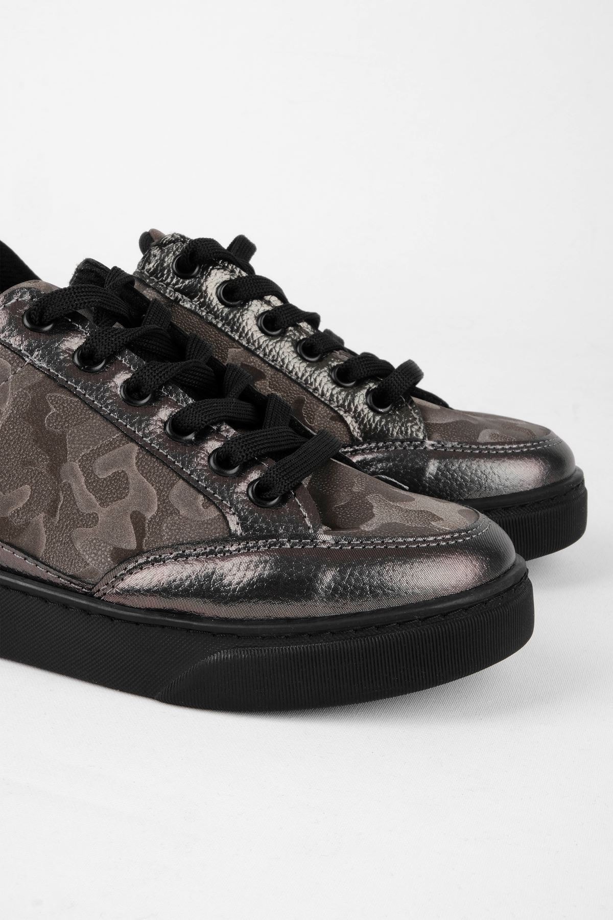 PATTERNED KADIN SPOR AYAKKABI