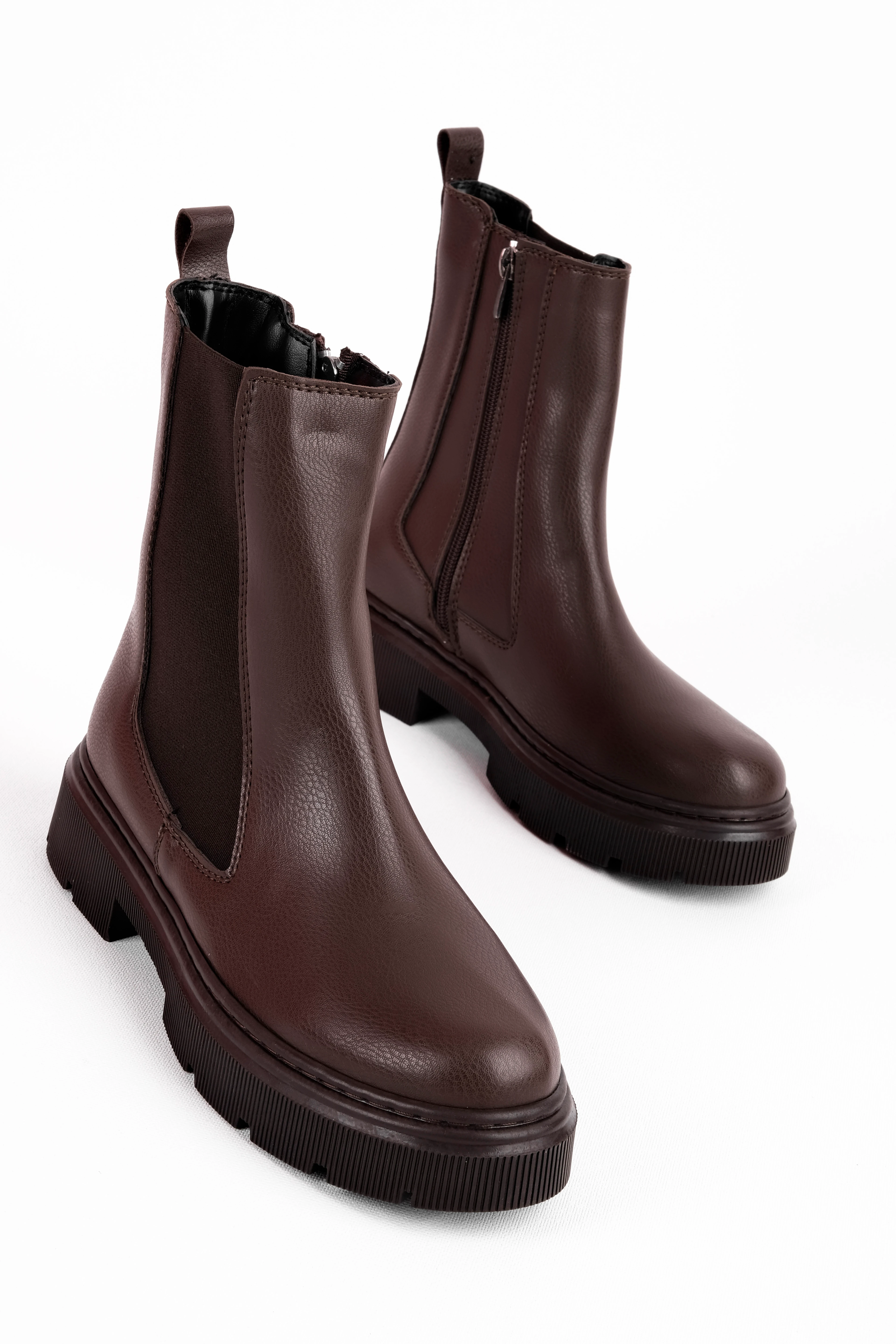 Assign Kadın Lastik Detaylı Fermuarlı Kalın Tabanlı Bot 4276 - KAHVERENGİ