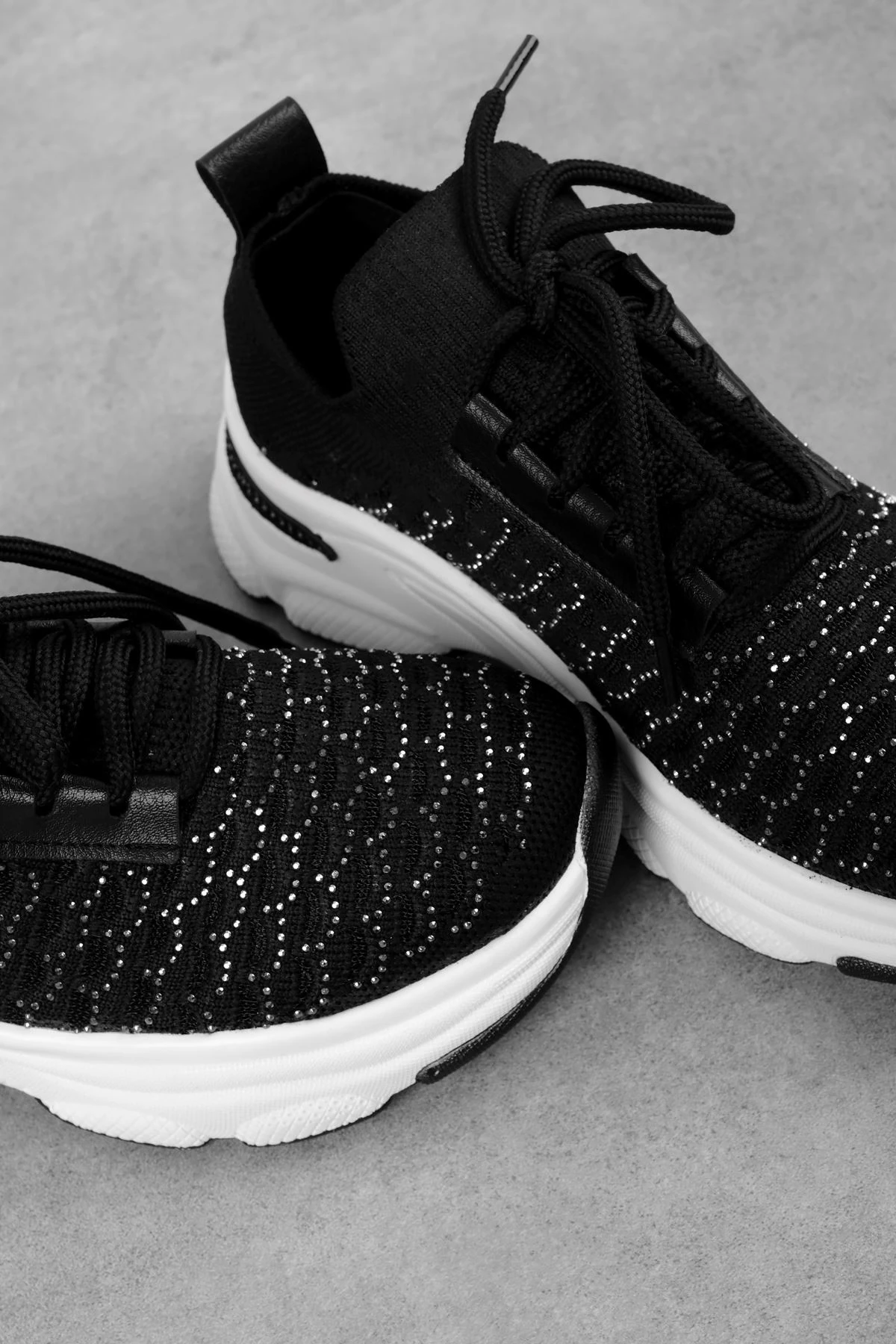 Nylon Kadın Bağcıklı Taş Detaylı Triko Spor Ayakkbı 3727 - siyah