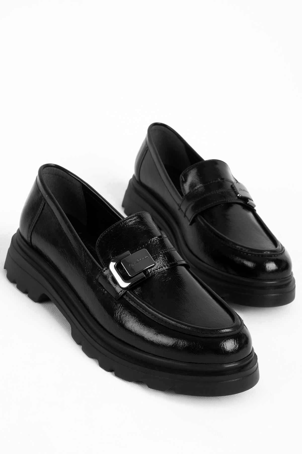 Marla Kadın Gold Toka Detaylı Dikişlli Loafer Ayakkabı b4170 - SİYAH