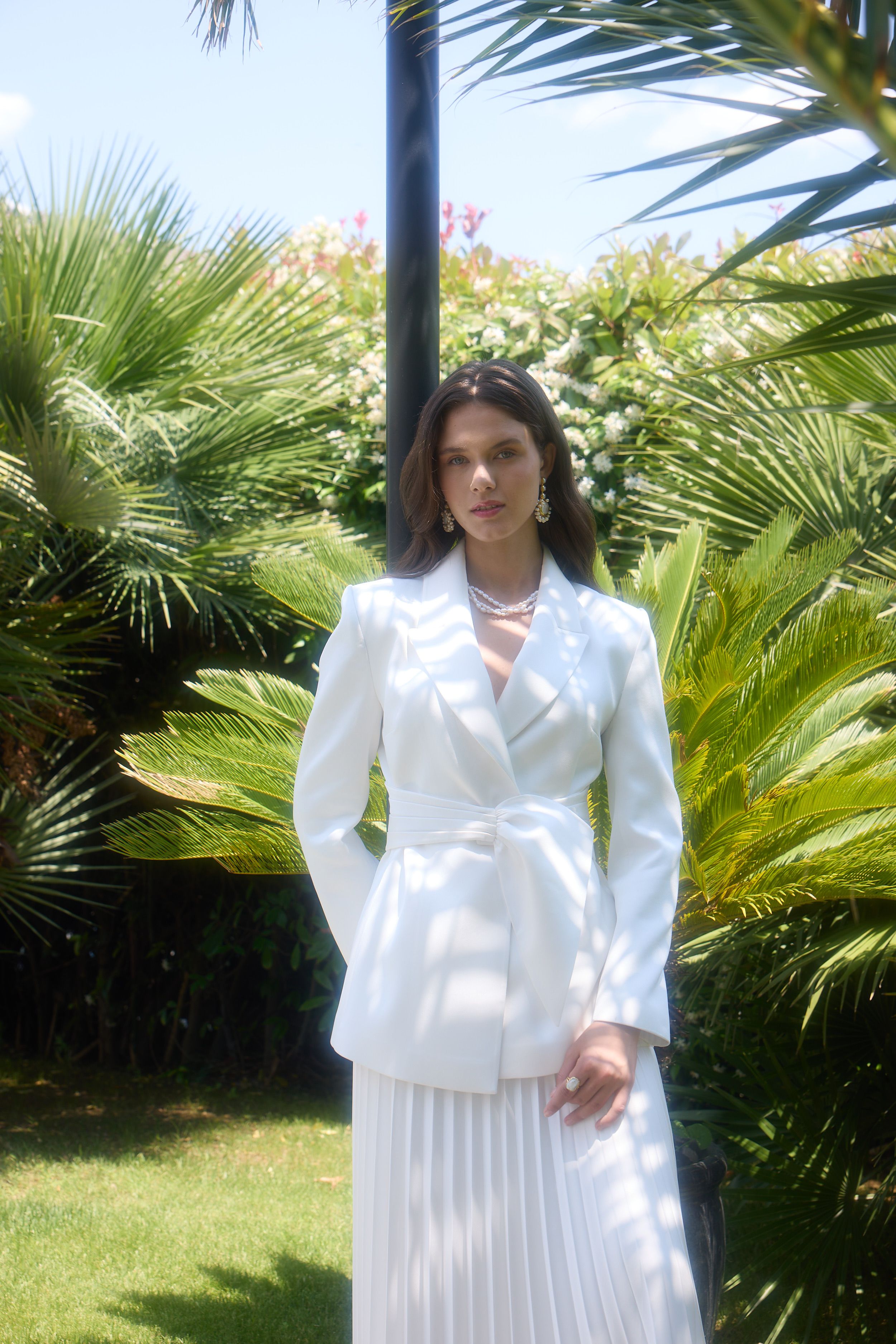 Luna White Takım 