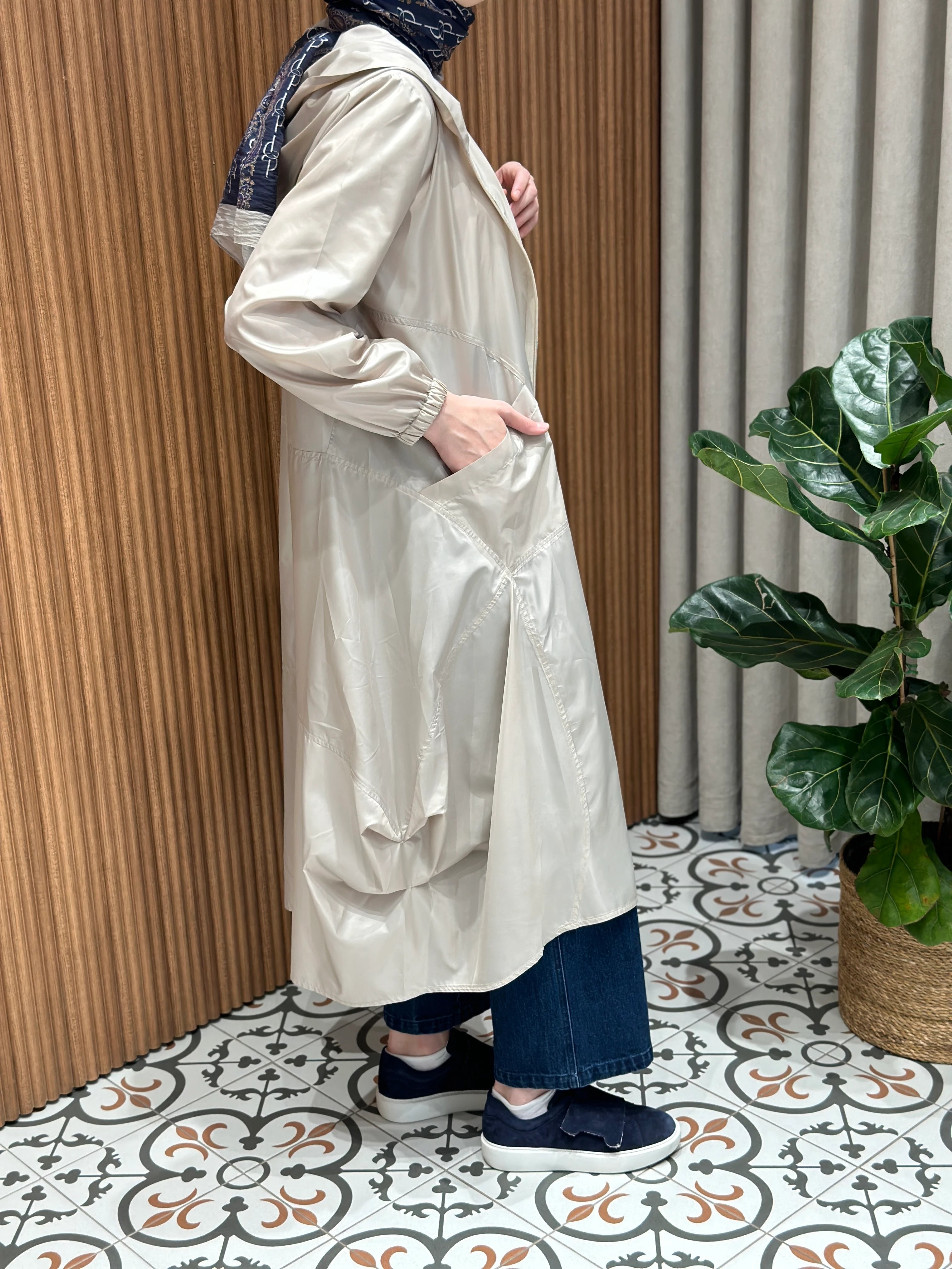 Noi Paraşüt Yanları Kulaklı Önden Cepli Yağmurluk 65300