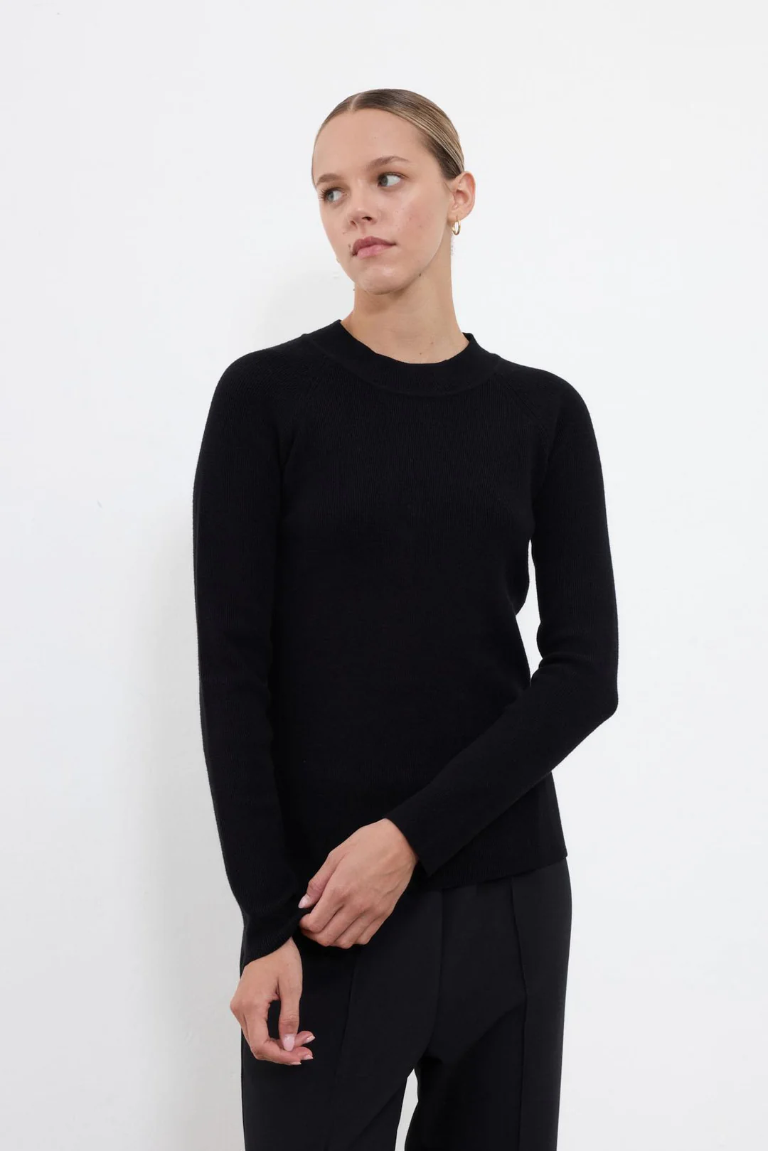 Cloche Basic Triko Bluz 3856