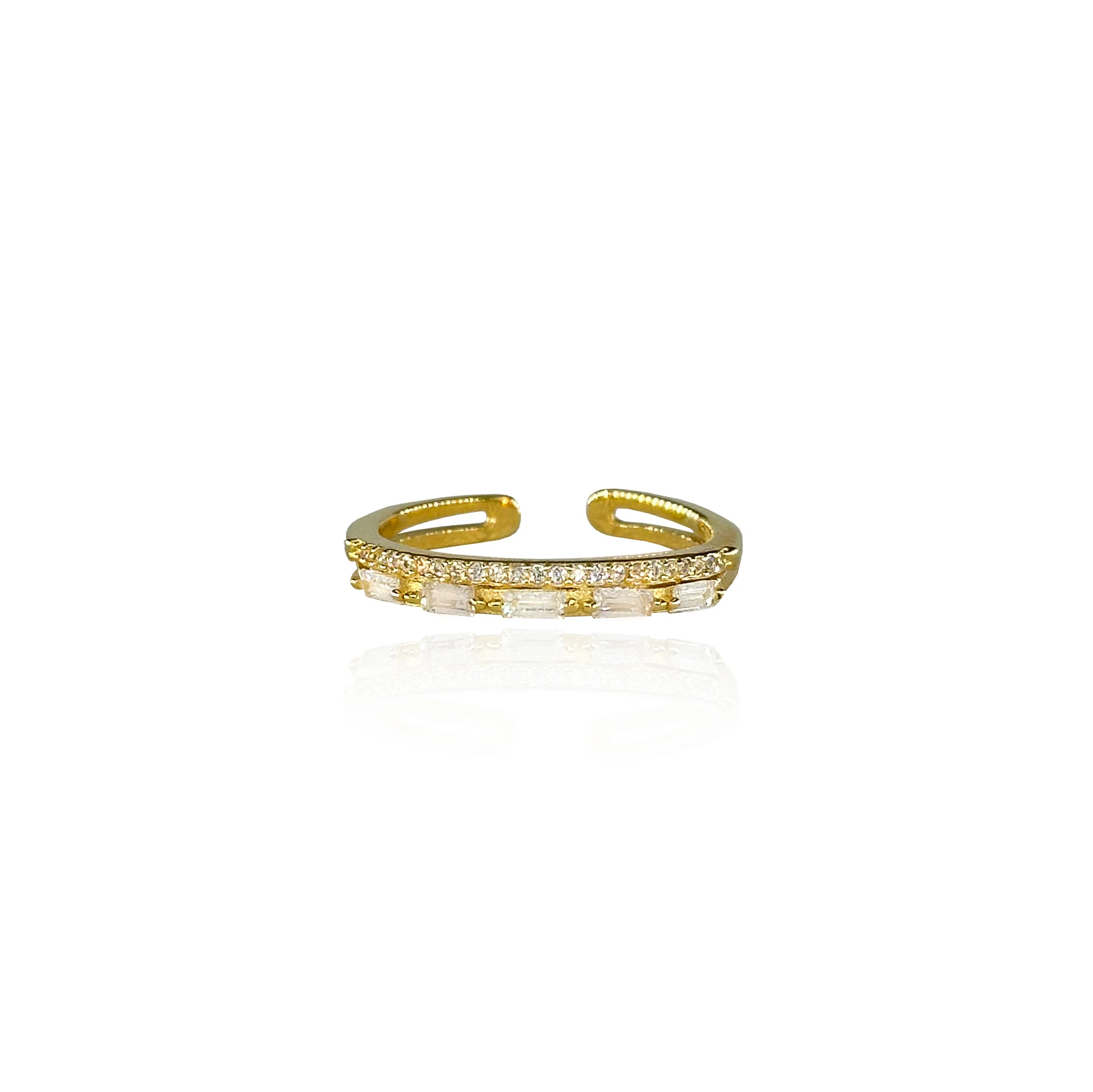 Gold-Plated Silver Ring with Baguette Zircon Details