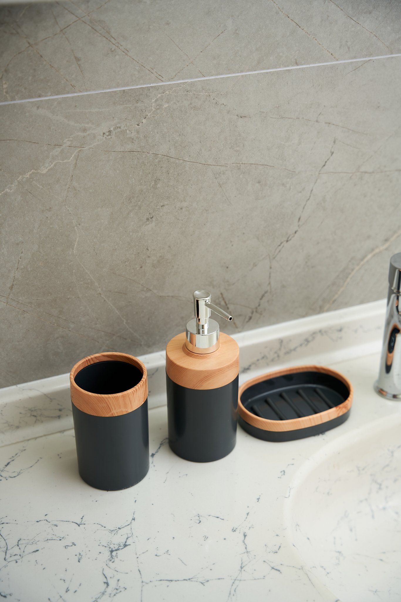 Seri 3 Parça Banyo Seti Siyah