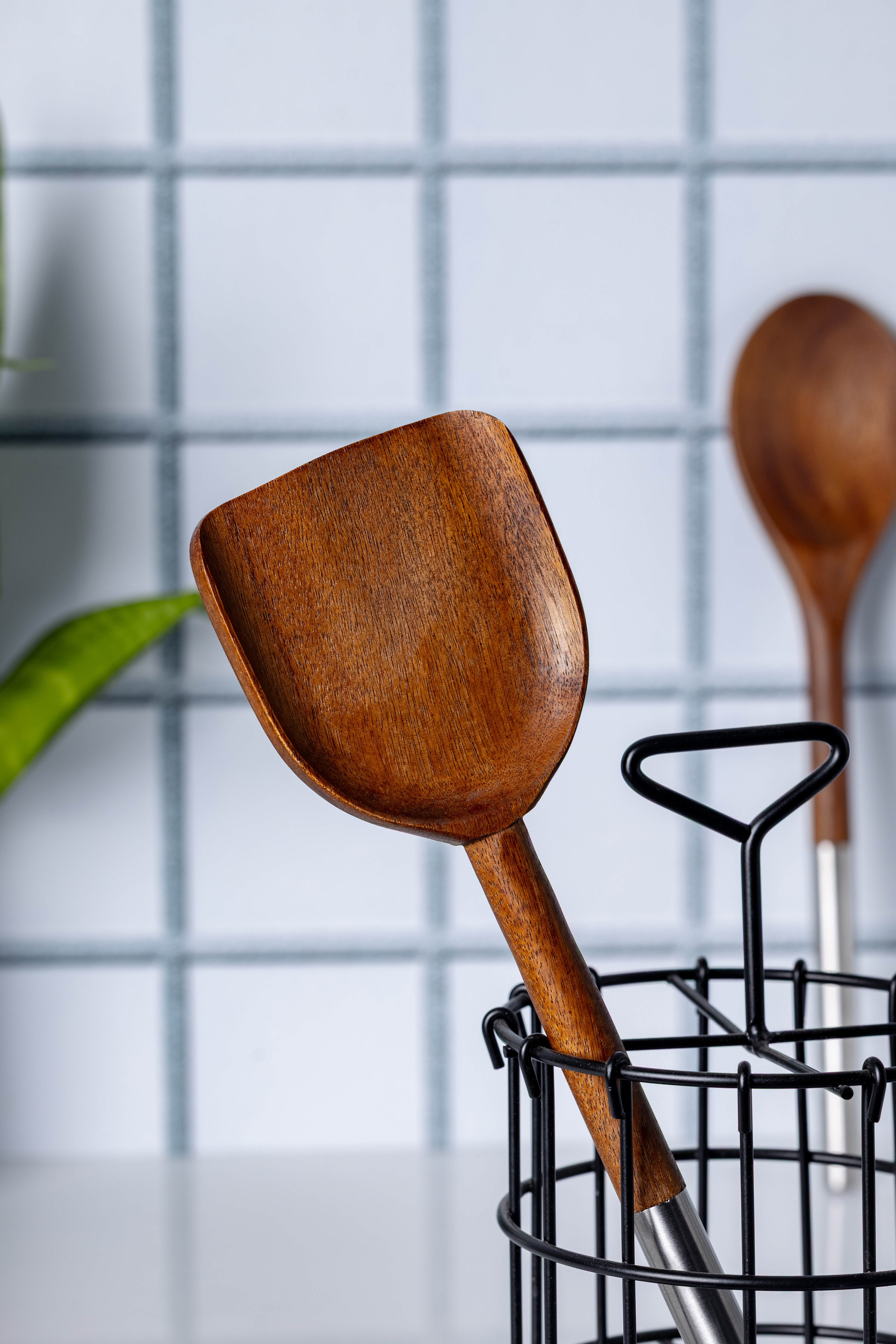 Voli Metal Saplı Akasya Spatula
