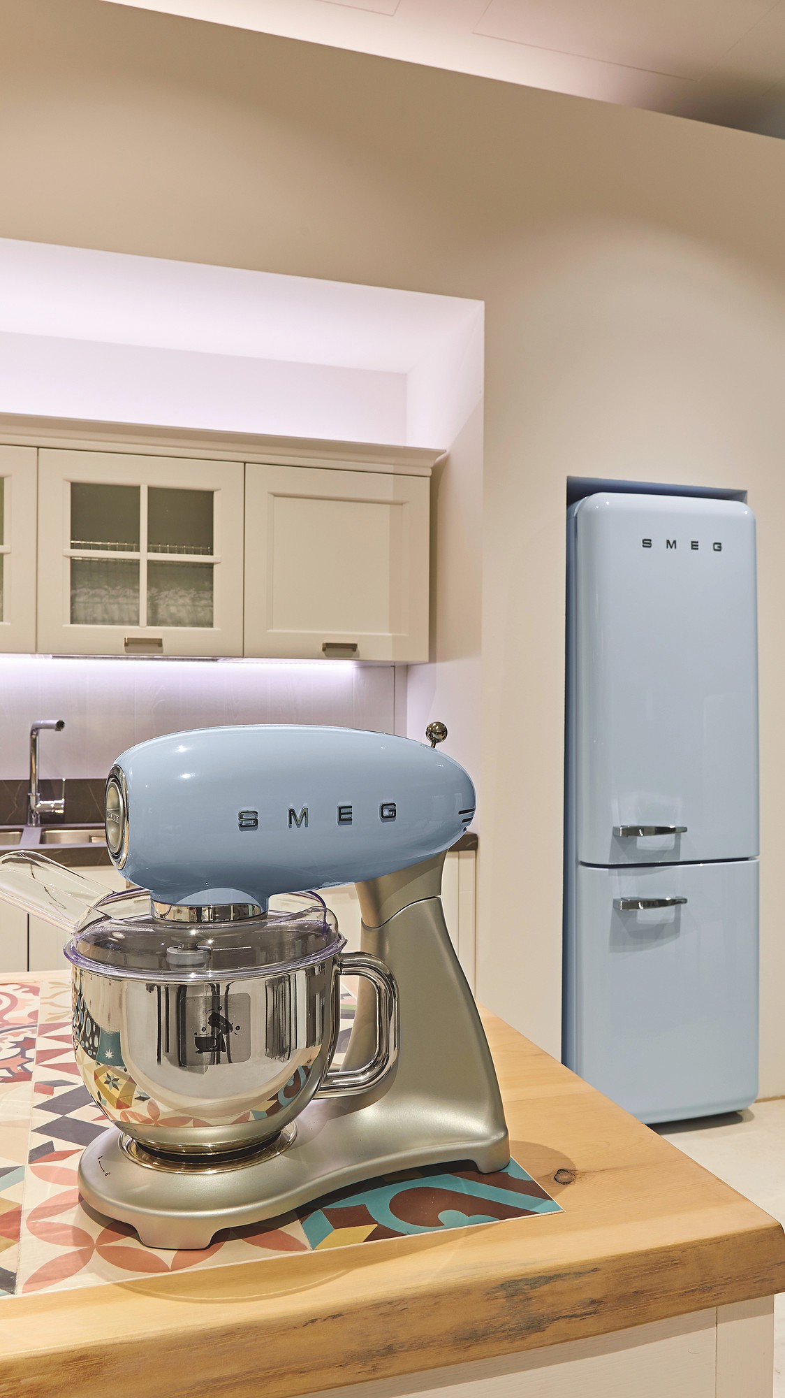 SMEG Stand Mikseri Smf02Pbeu Retro Serisi Pastel Mavi