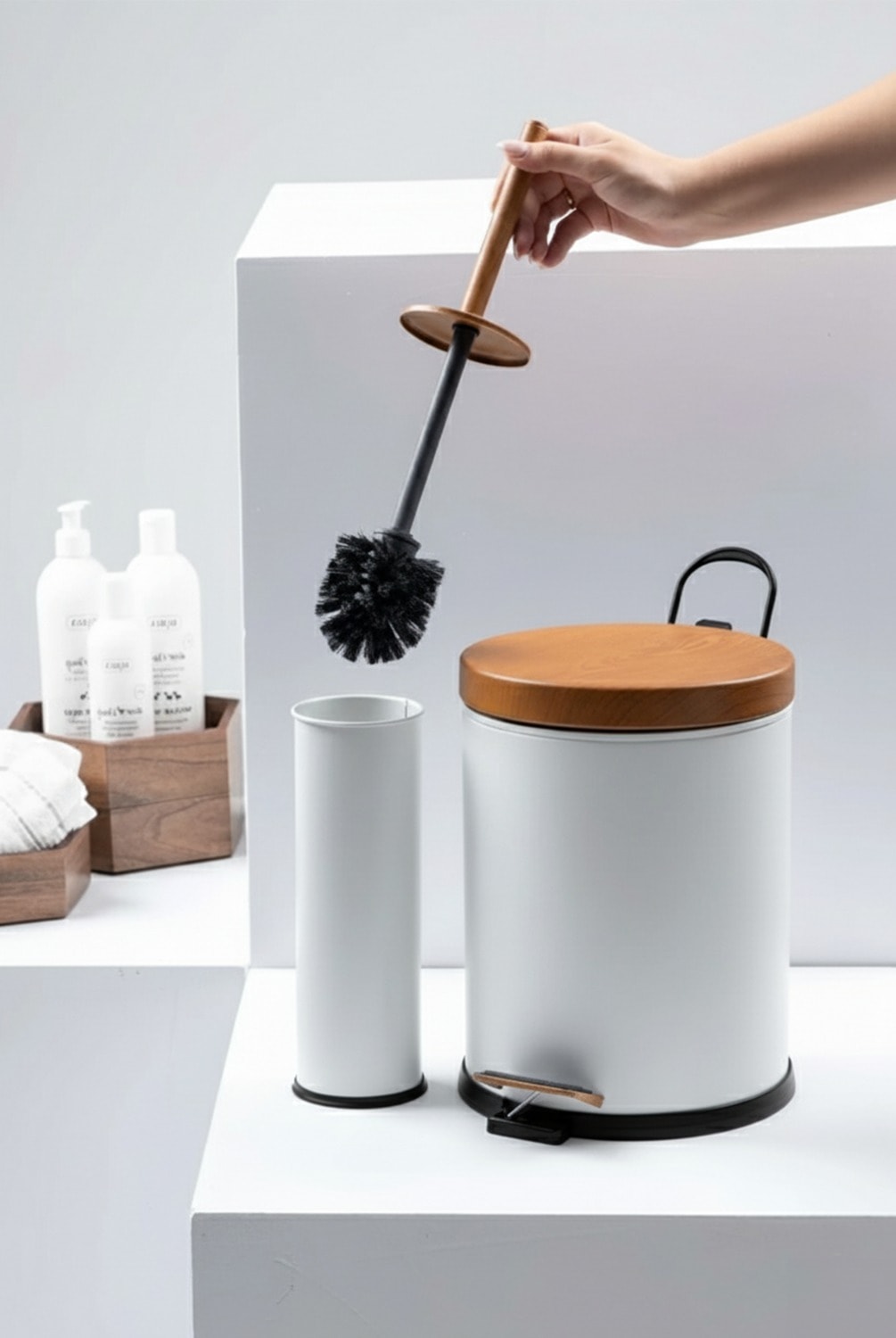 Arina Ahşap Desenli İkili Banyo Seti Beyaz