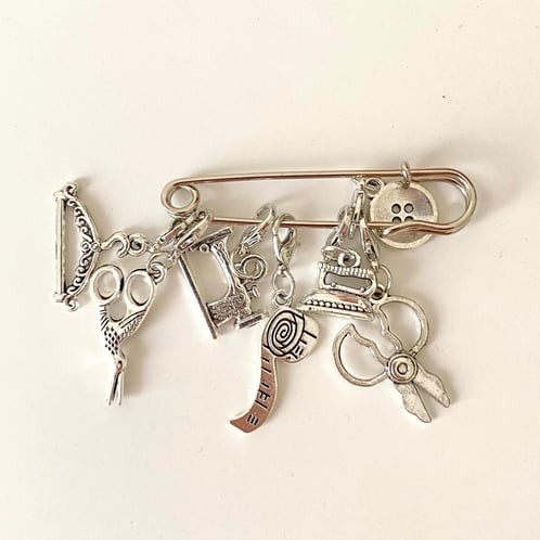 METAL BROŞ
