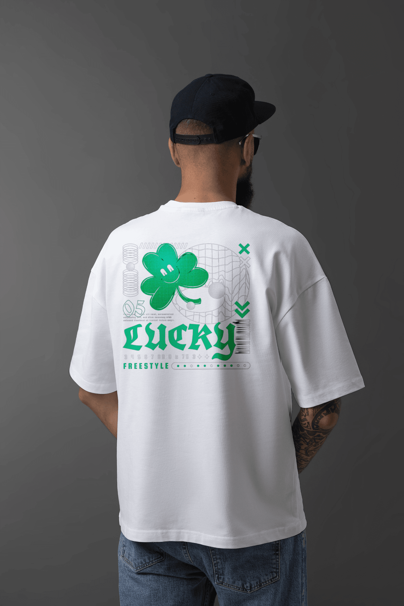 Erkek Sırt Baskılı "LUCKY" Bisiklet Yaka Tişört