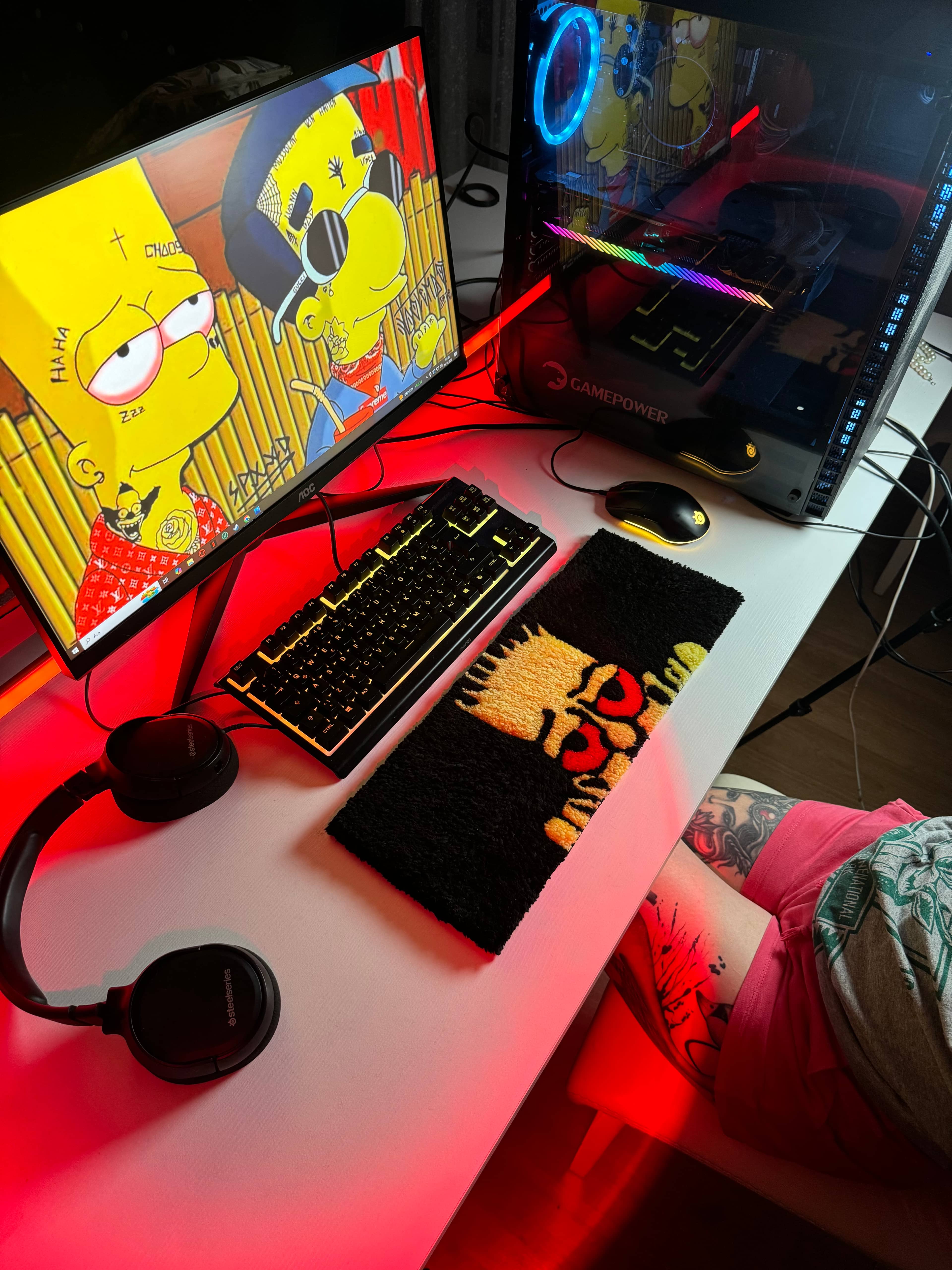 Bart Simpsons Red Eyes Tufting Klavye Kol Dayama