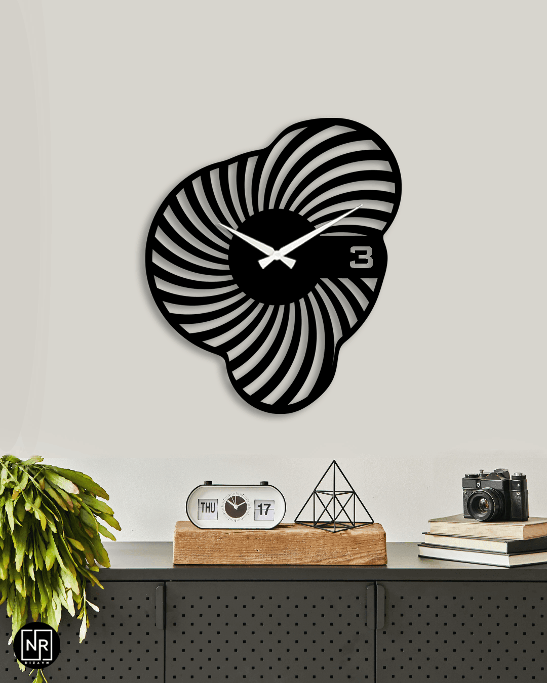 Cogmotion Dekoratif Metal Duvar Saati
