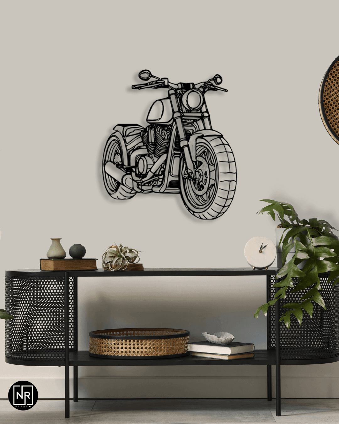Motor Yan Görünüş Metal Duvar Tablosu