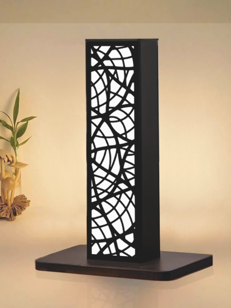 Luminera Siyah Geometrik Desenli LED Masa Lambası – Modern Dekoratif Işık