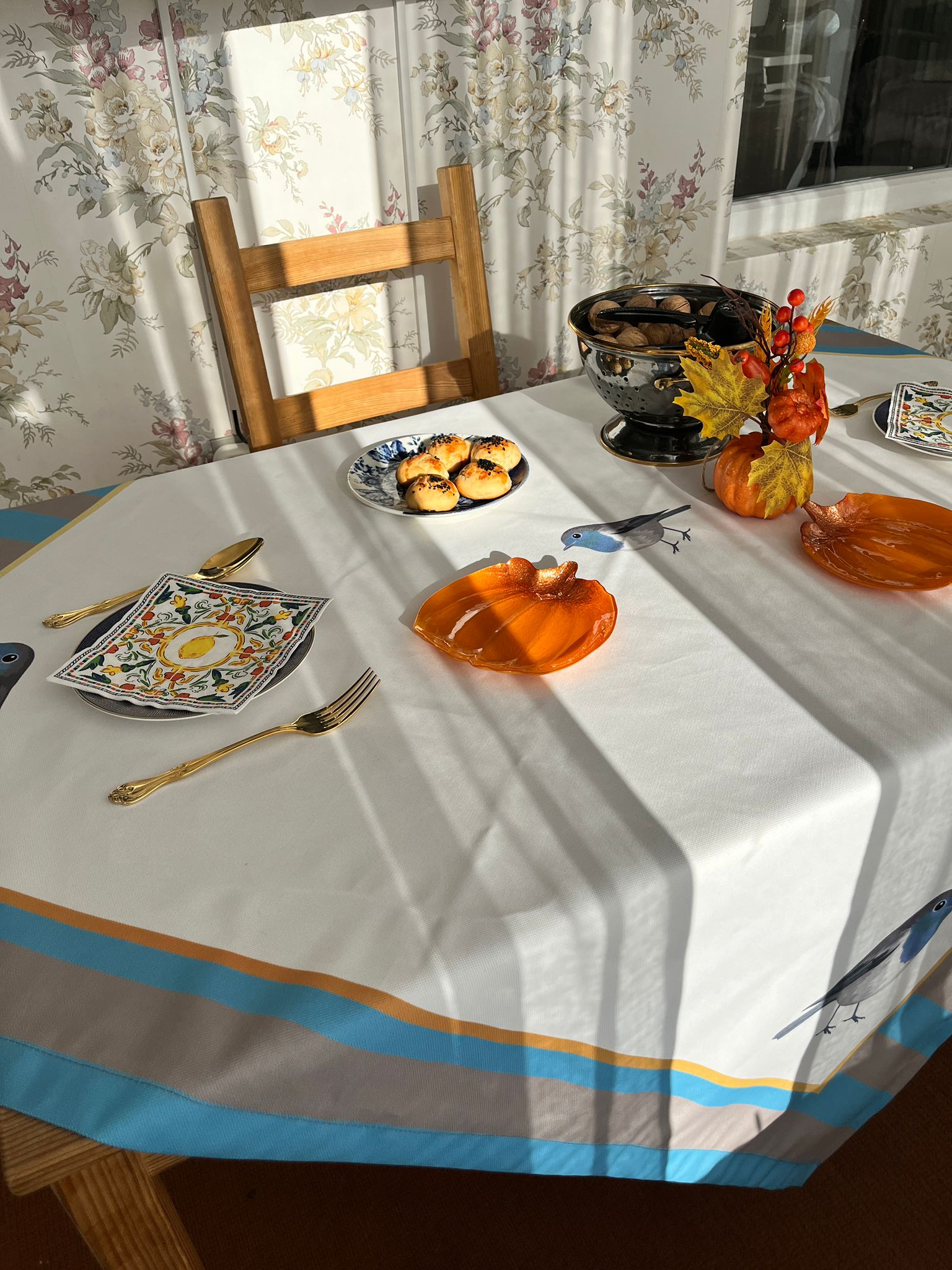 PİP STUDİO  MASA ÖRTÜSÜ 
