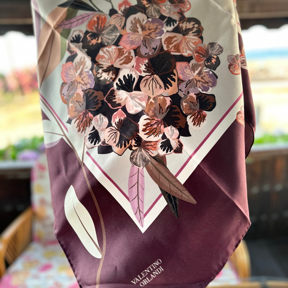 Valantino Twill ipek eşarp