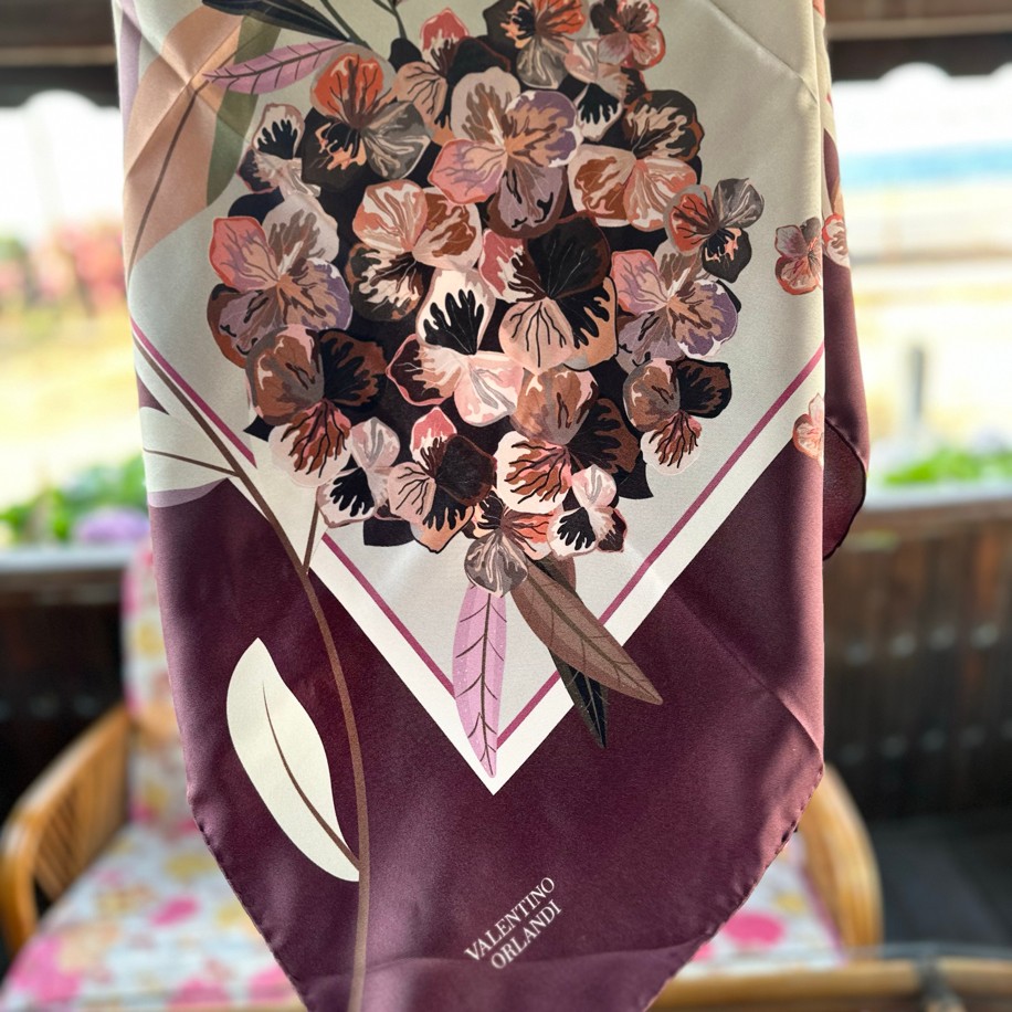 Valantino Twill ipek eşarp