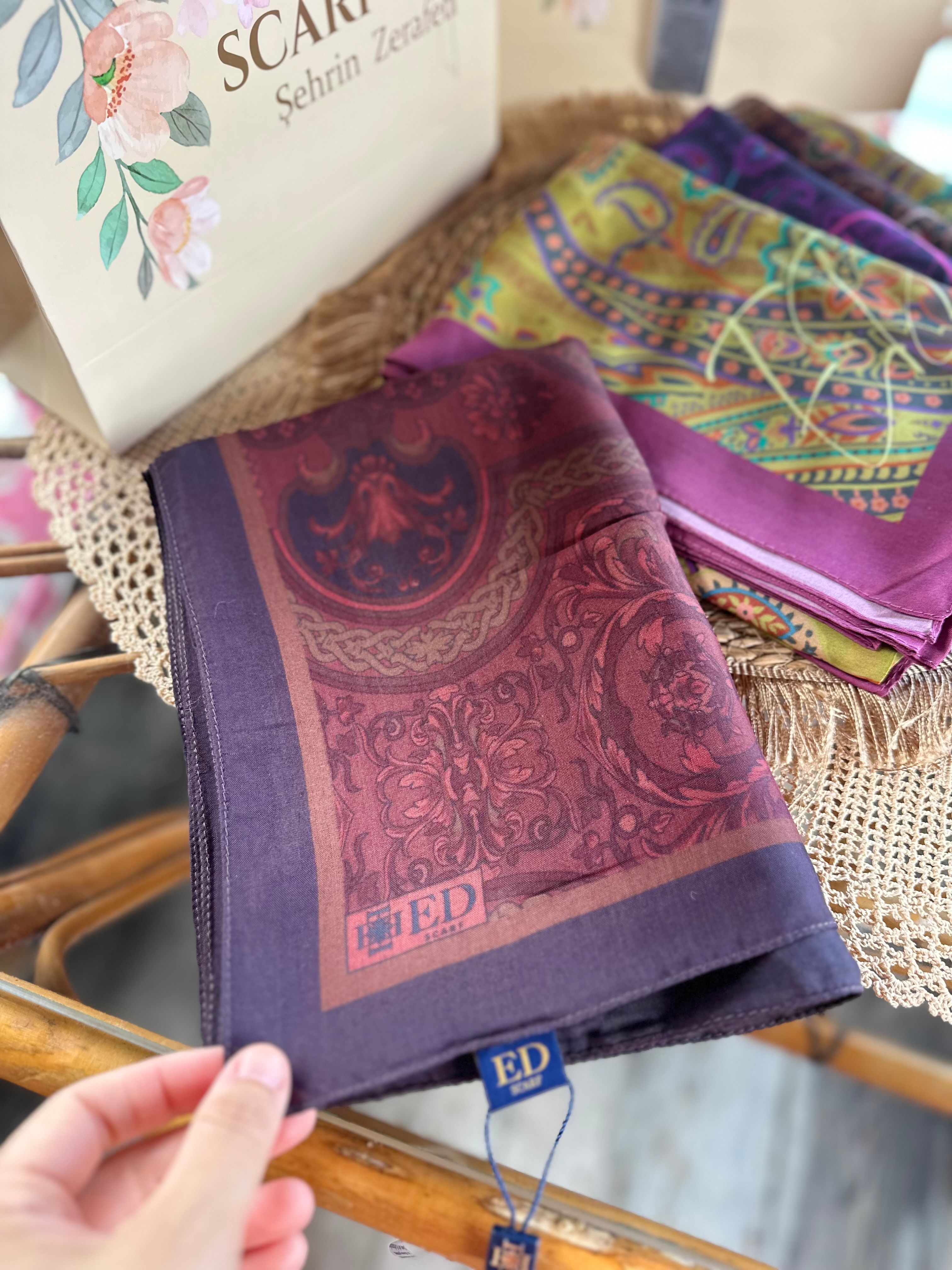 Ed scarf şal