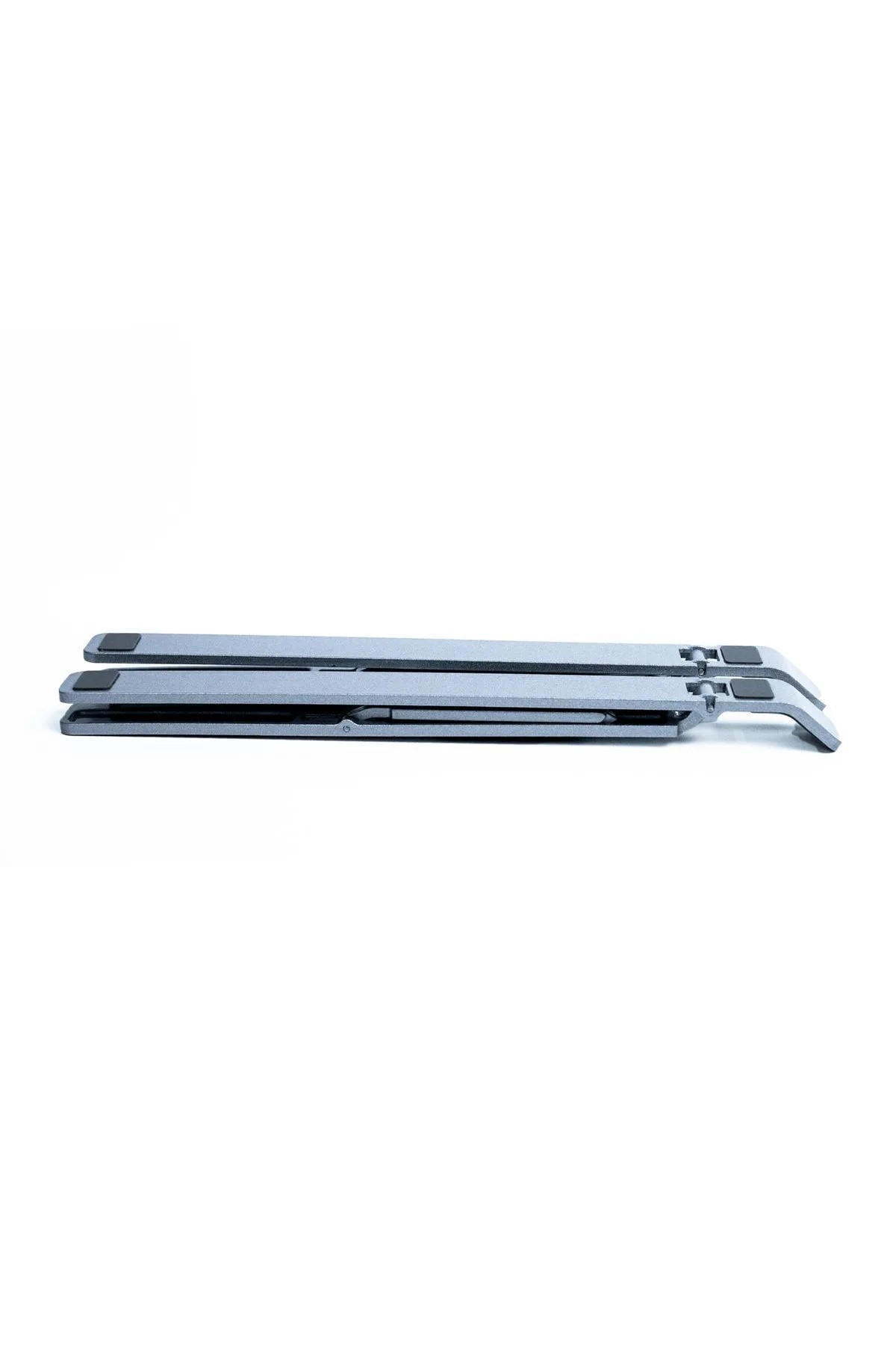 Ruller Metal Laptop Holder