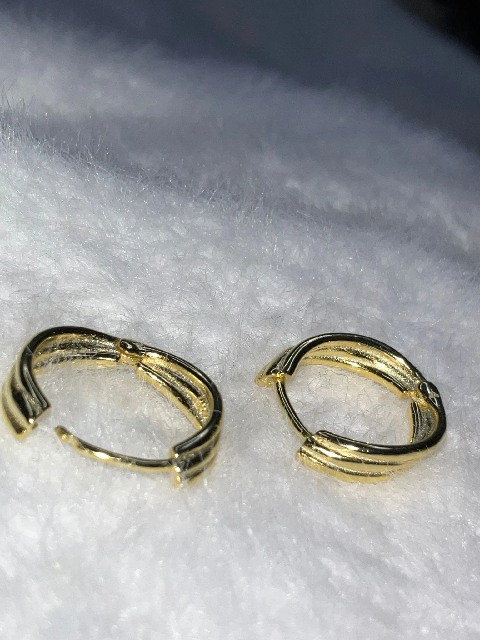 TRİPLE HOOP HALKA MODEL GÜMÜŞ KÜPE