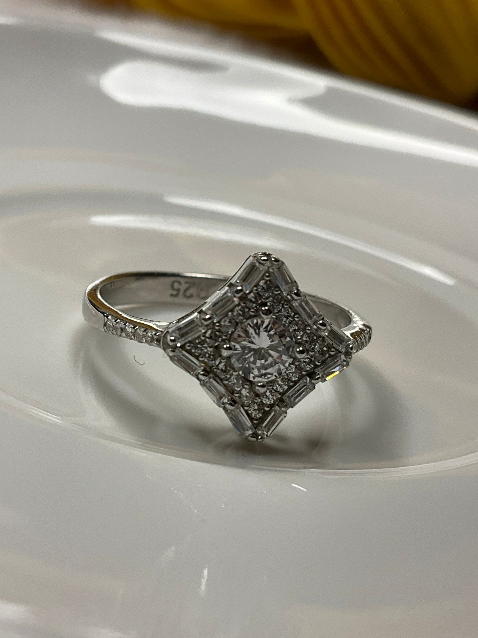 Anka Model Gümüş Yüzük – Efsanevi Anka Kuşu Temalı Şık Tasarım