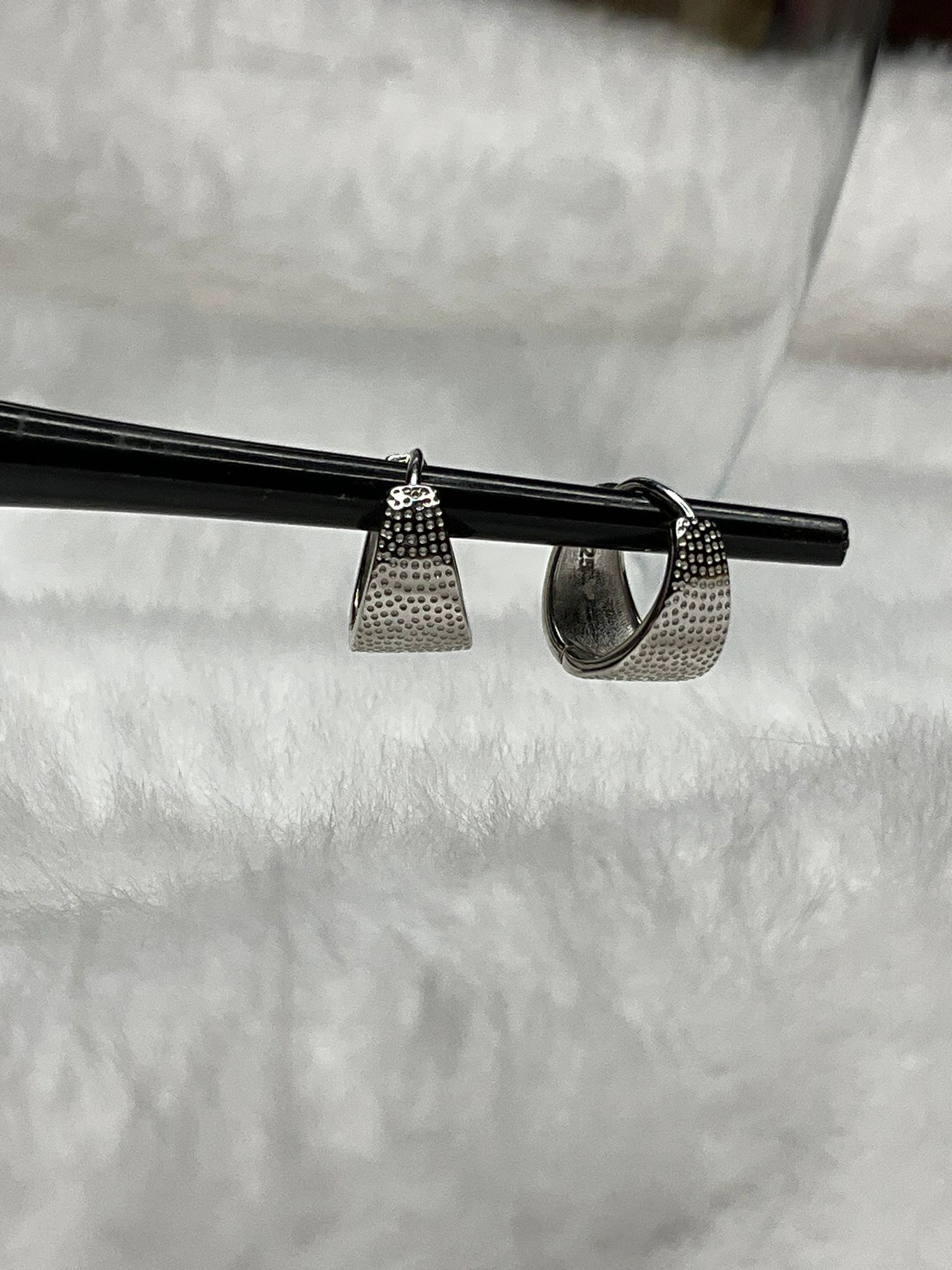 TRAPEZ HOOP GÜMÜŞ TASARIM KÜPE