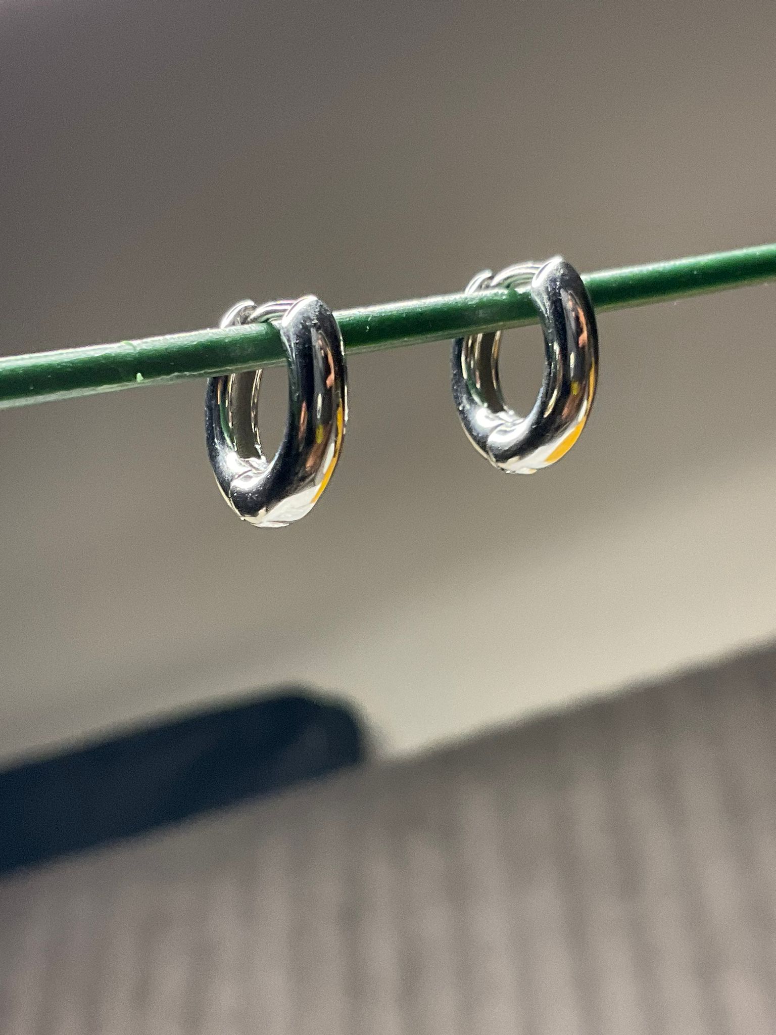 BOMBELİ 14K KAPLAMA GÜMÜŞ HALKA KÜPE