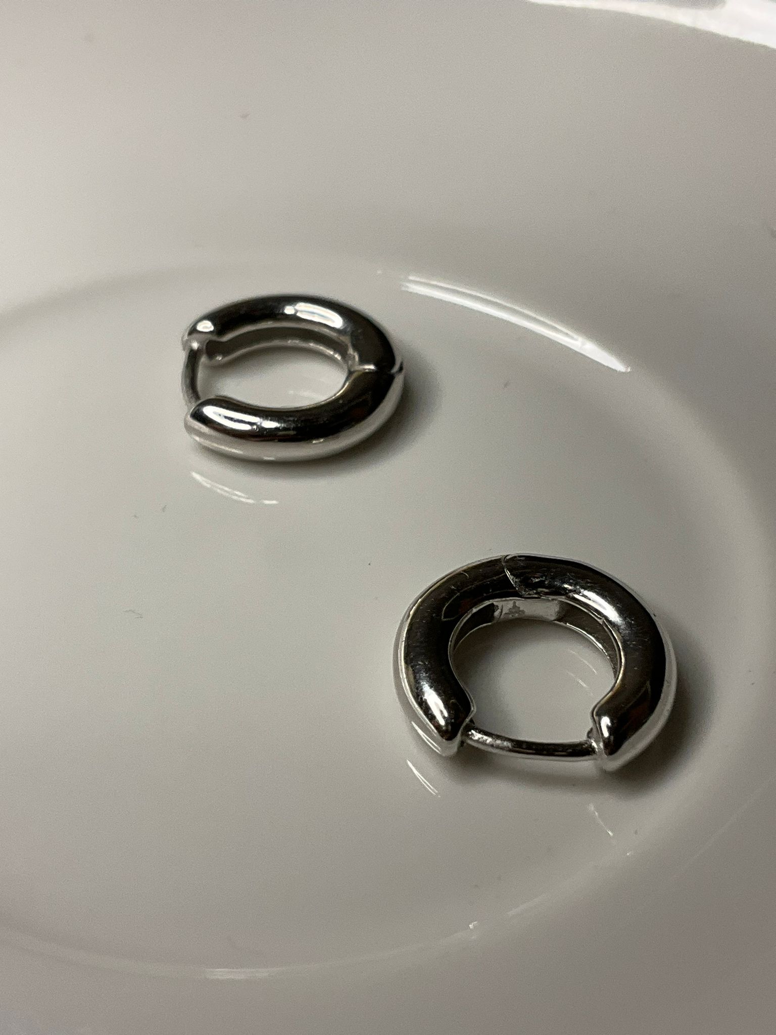 BOMBELİ 14K KAPLAMA GÜMÜŞ HALKA KÜPE