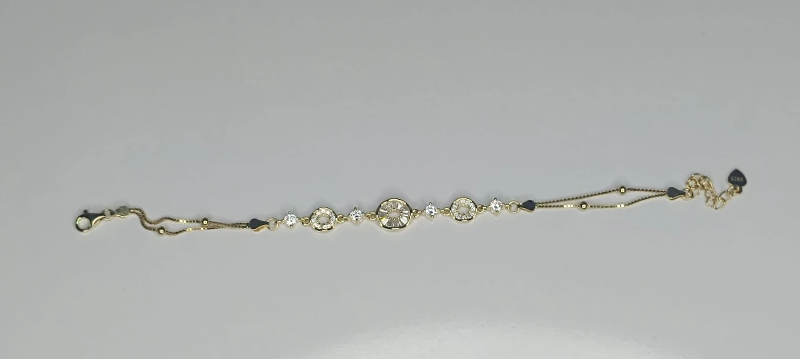 925 Ayar Gümüş Zirkon Taşlı Baget Bileklik – Zarif ve Şık Kadın Takı