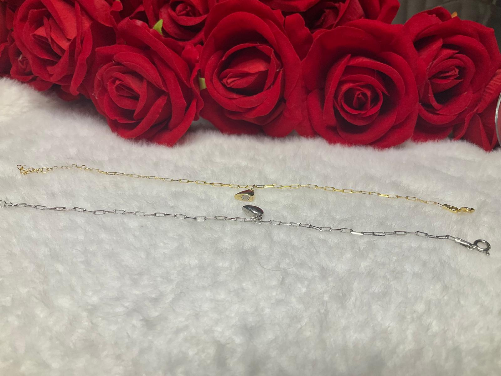 DEFINİNG LOVE AŞK İÇİN ÇİFT TEMASLA MIGNATISLI KALPLİ BİLEKLİK