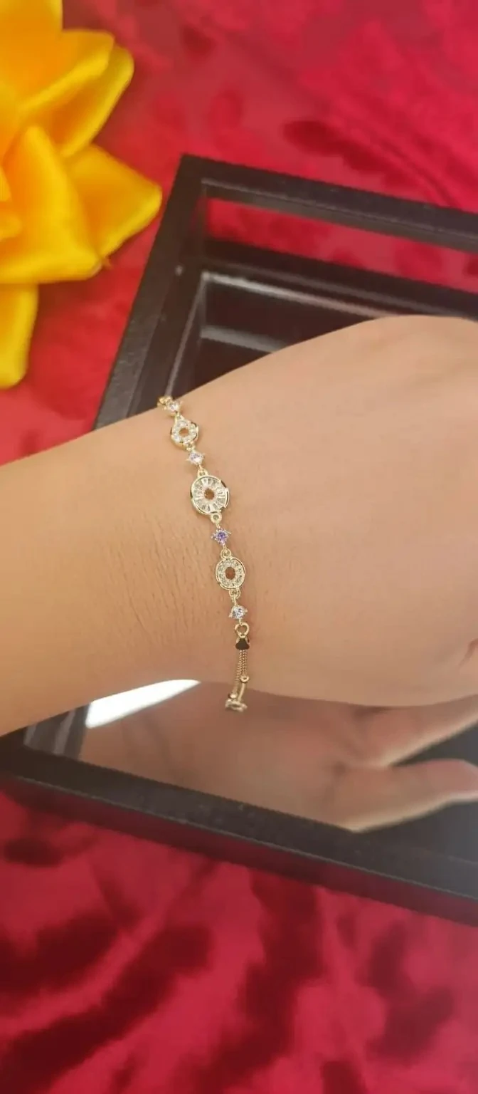 925 Ayar Gümüş Zirkon Taşlı Baget Bileklik – Zarif ve Şık Kadın Takı