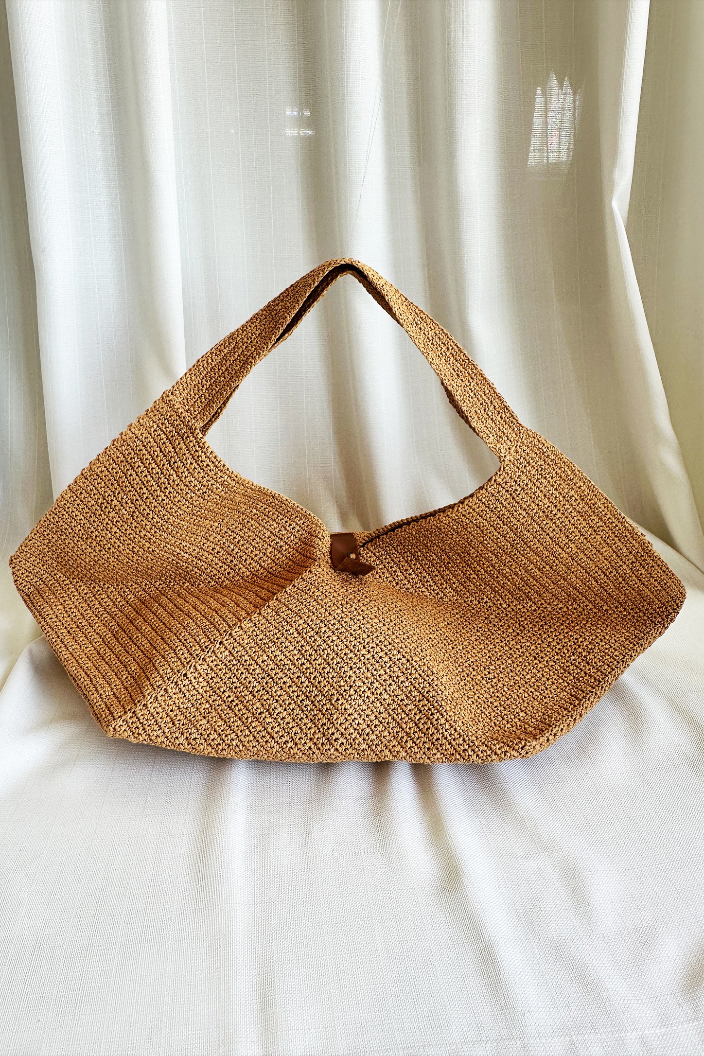 Hand-Knitted Dense Needle Leather Clasp Bag