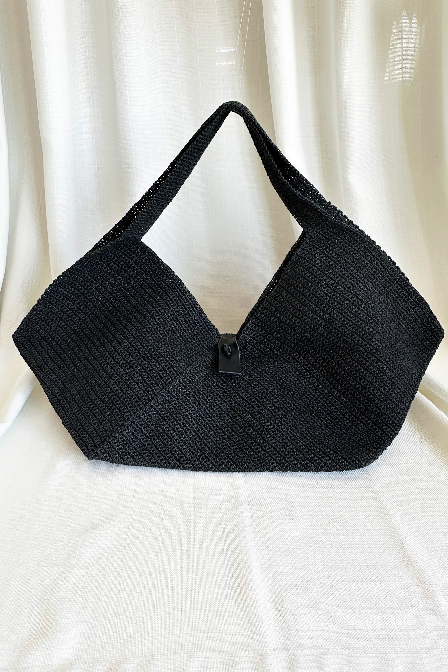 Hand-Knitted Dense Needle Leather Clasp Bag