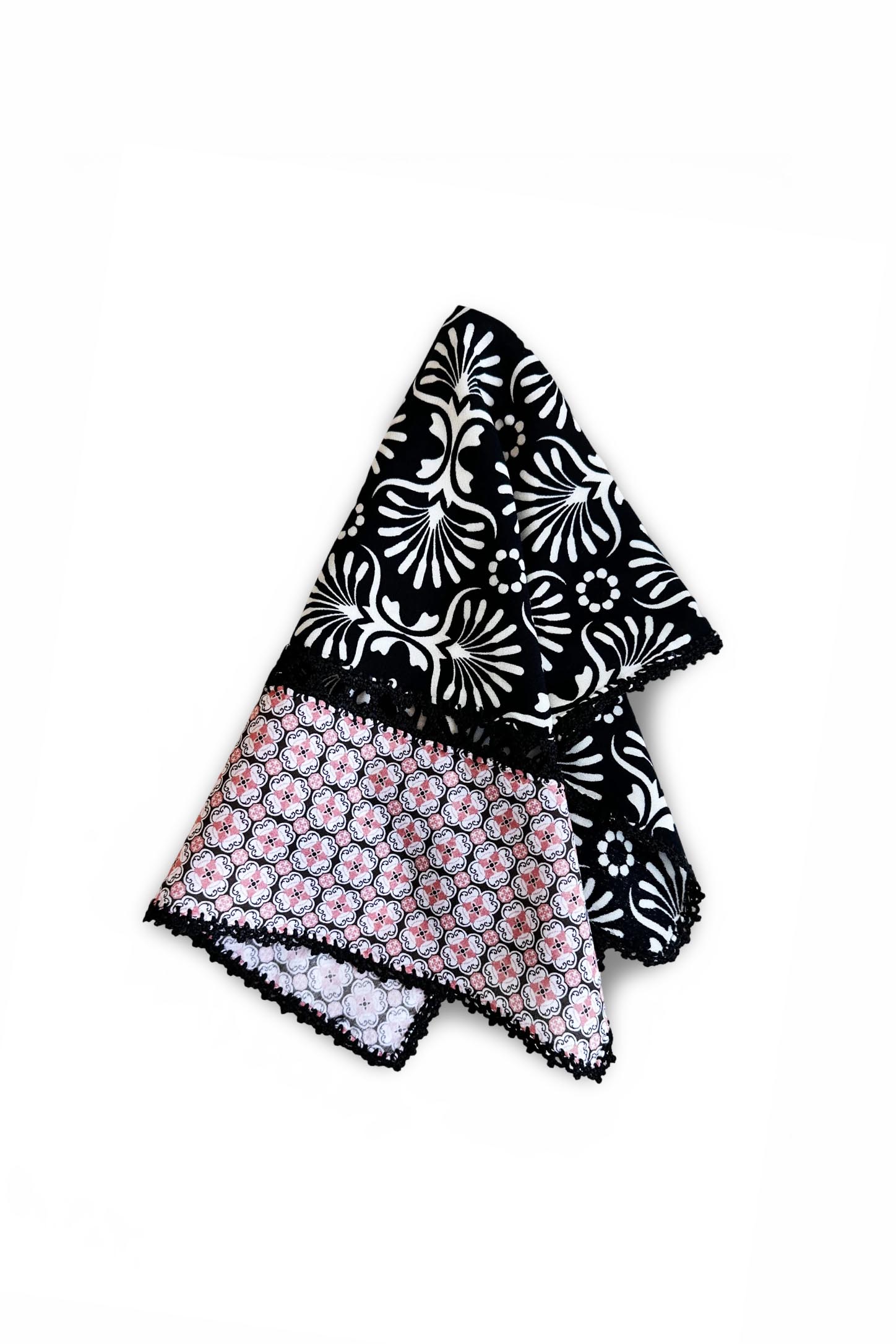 Elişi Dantel Kenarlı Desenli Peçete