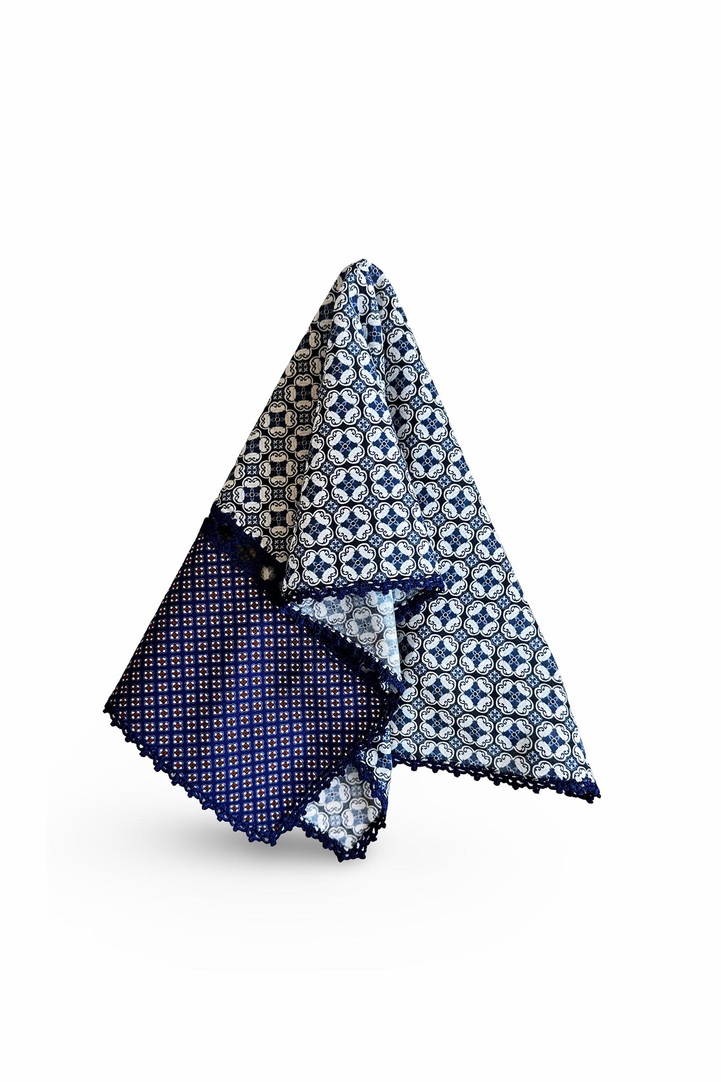 Elişi Dantel Kenarlı Desenli Peçete