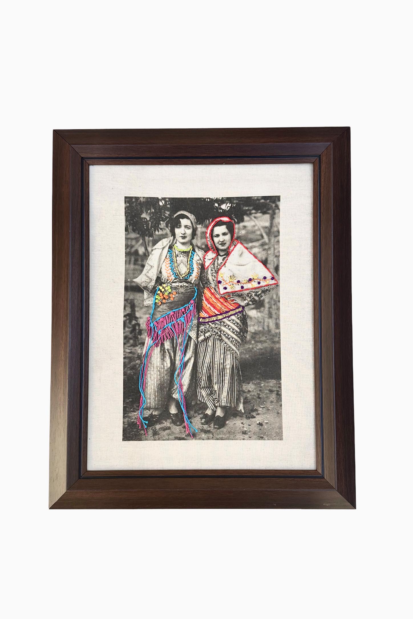 Anadolu'nun Kadınları – El İşçiliği Çerçeveli Tablo