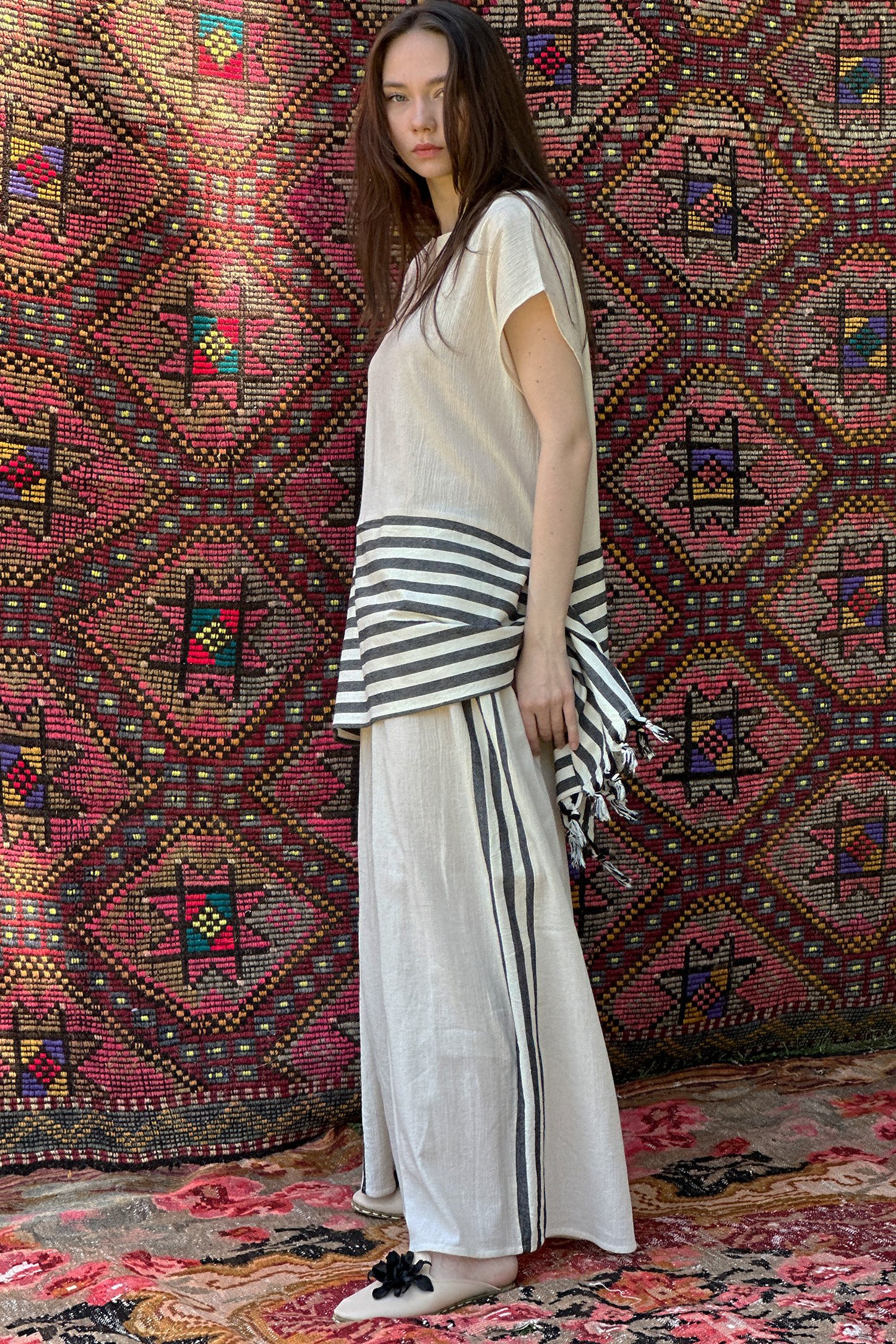 Side Seams Striped Linen Garnished Buldan Cloth Loose Fitted Pants with Elasticated Waistband 