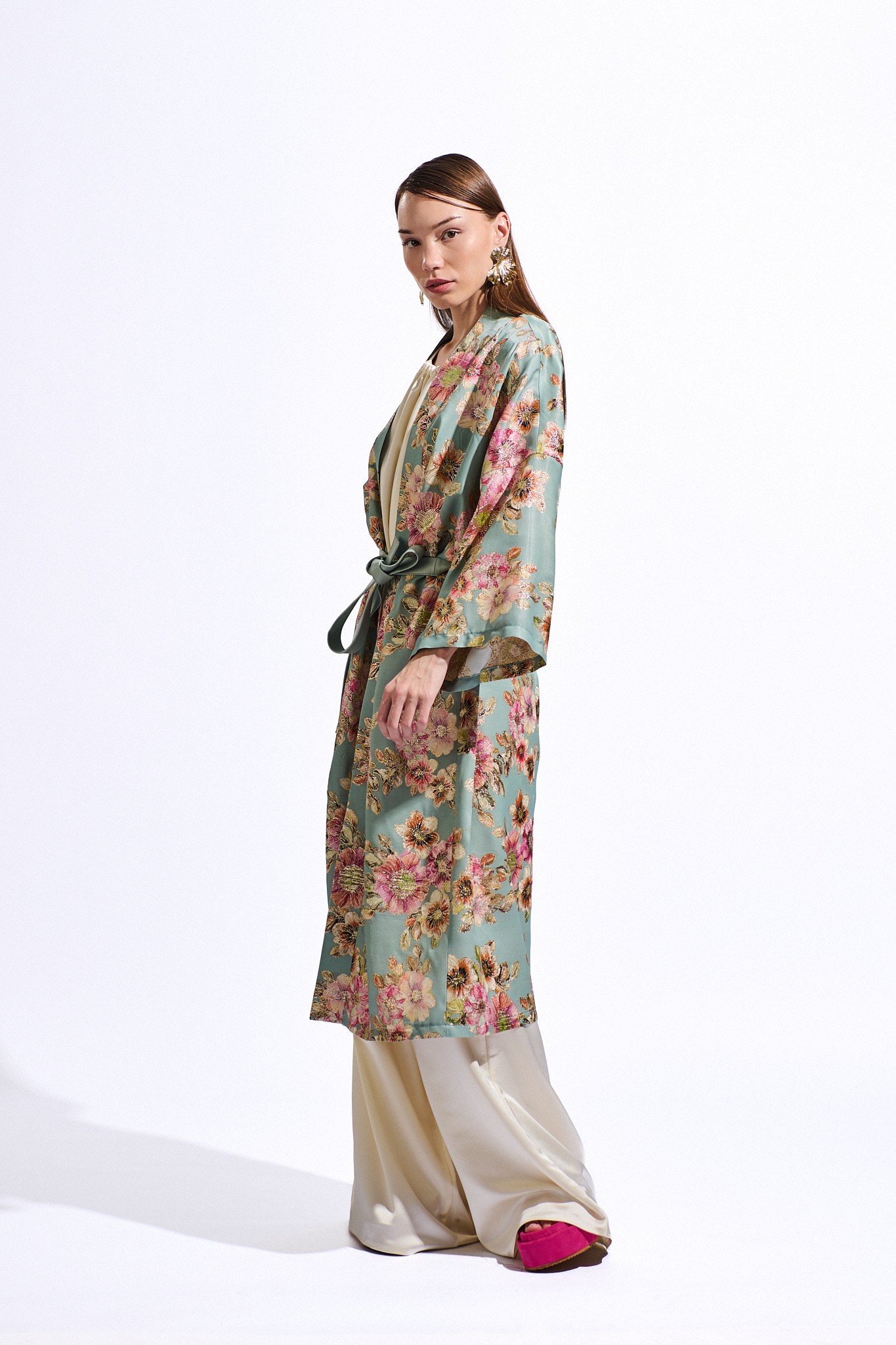 Deri Kemerli Brokar Çiçek Desenli Kaftan 