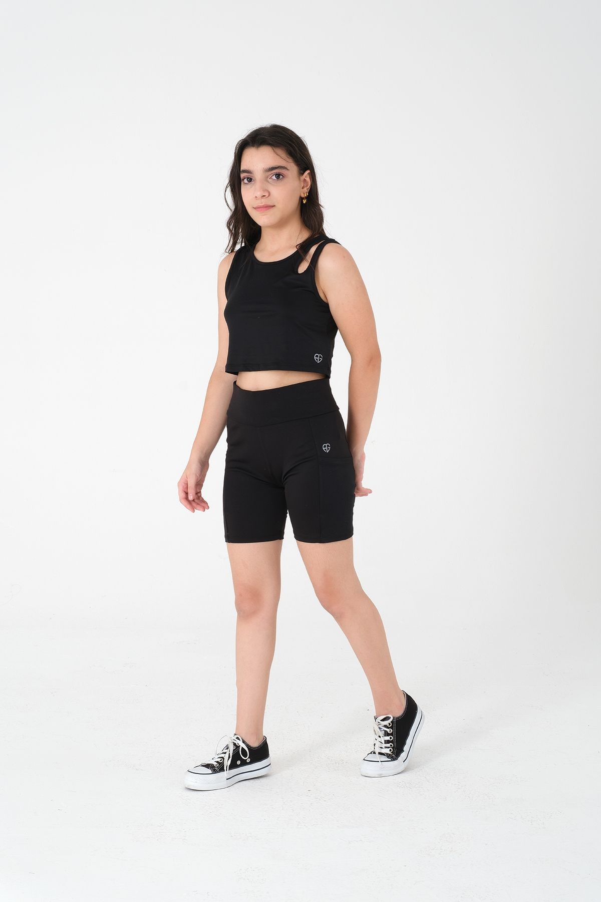Kız Çocuk Siyah Kesikli Atlet Sporcu Üstü - Fitness, Yoga, Günlük Kullanım İçin