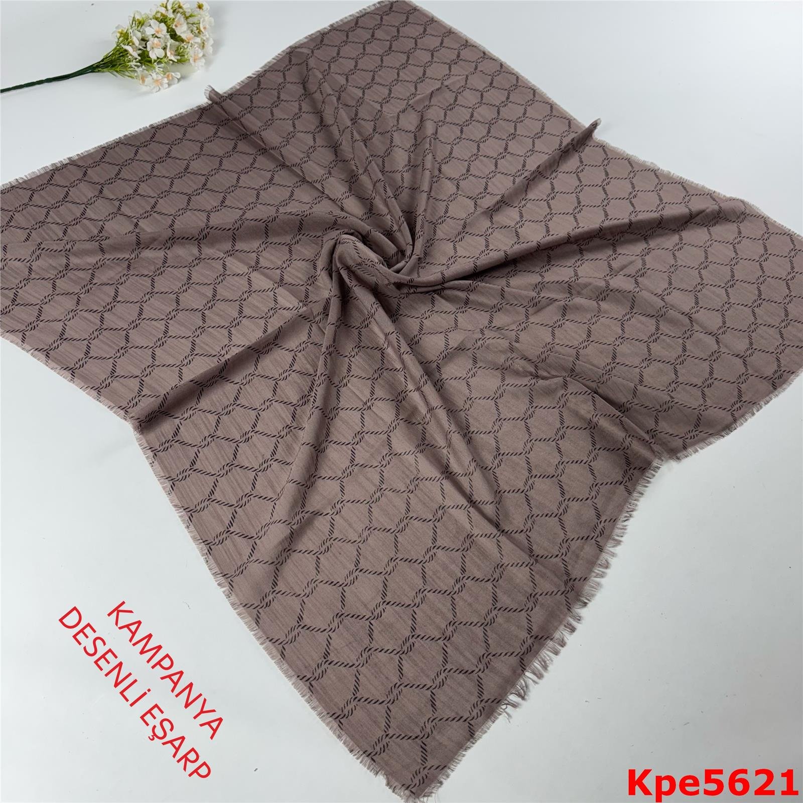 ZK-101 Kampanya Desenli Eşarp