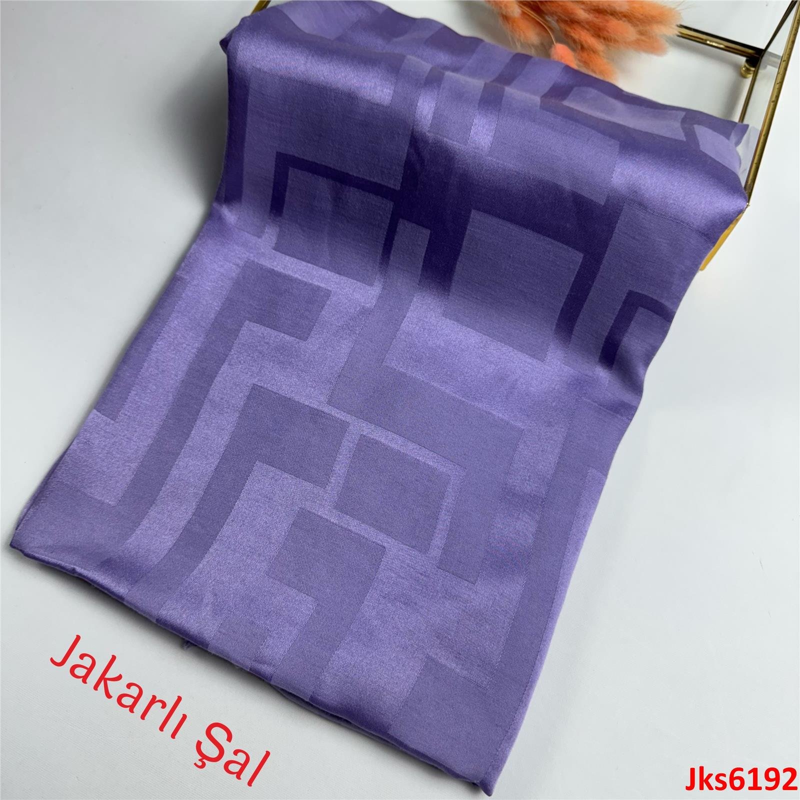 AA-147 Jakarlı Şal