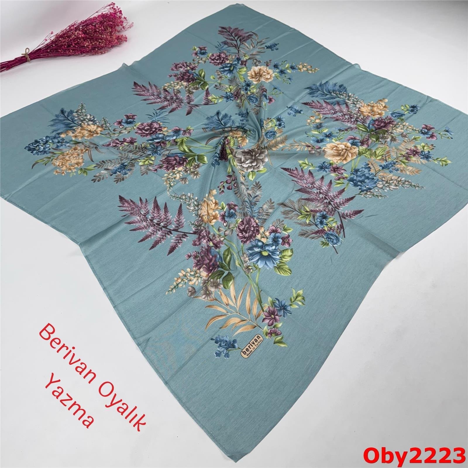 B-668 Berivan Oyalık Yazma