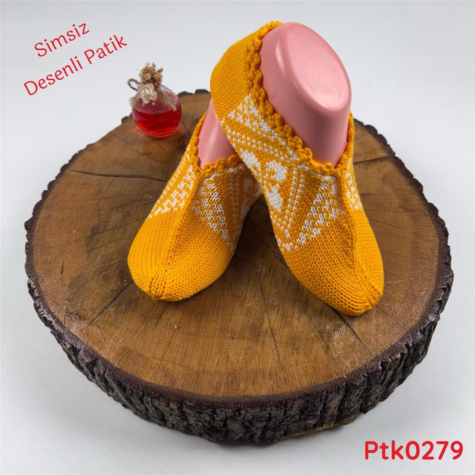 C-063 Simsiz Desenli Patik