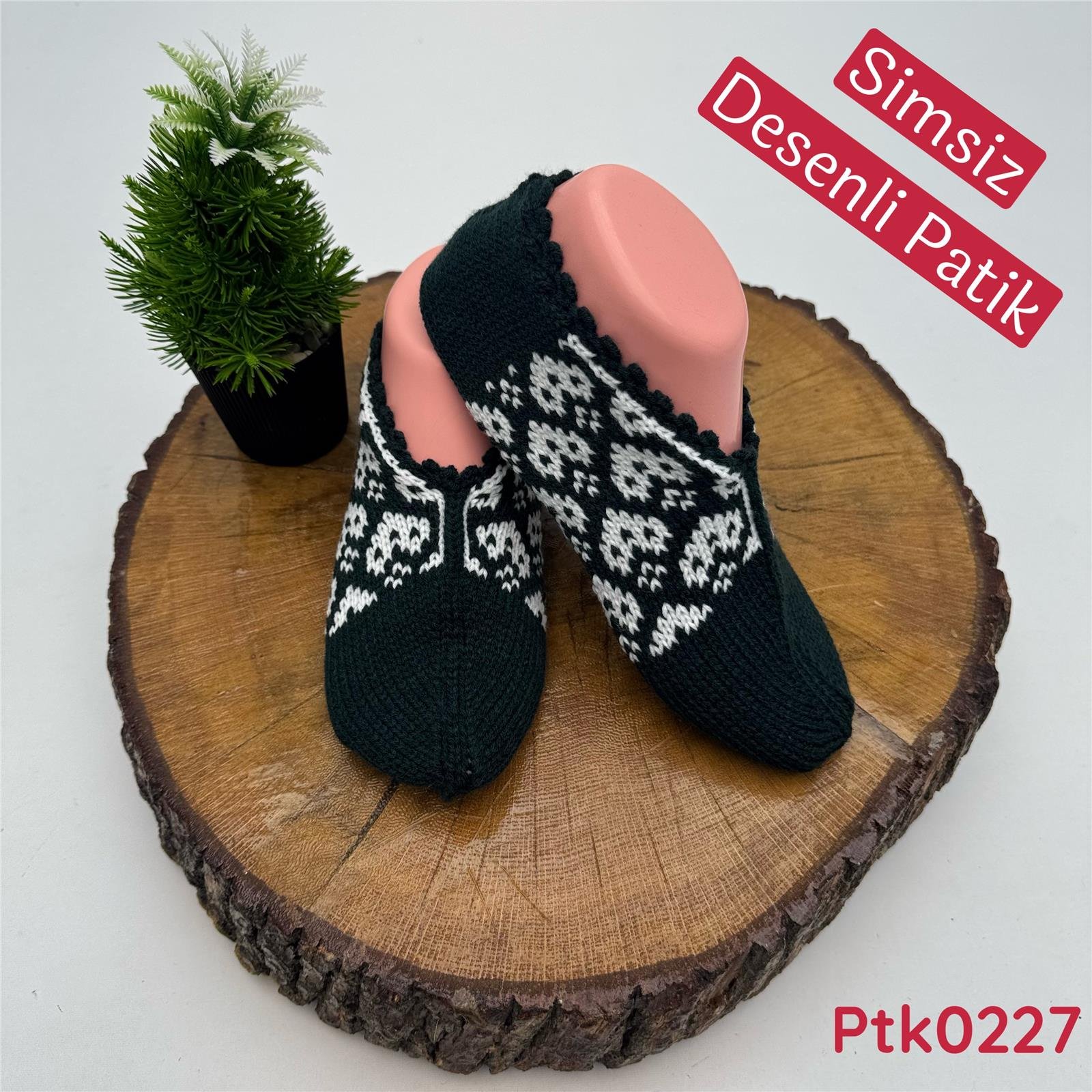 ZG-011 Simsiz Desenli Patik