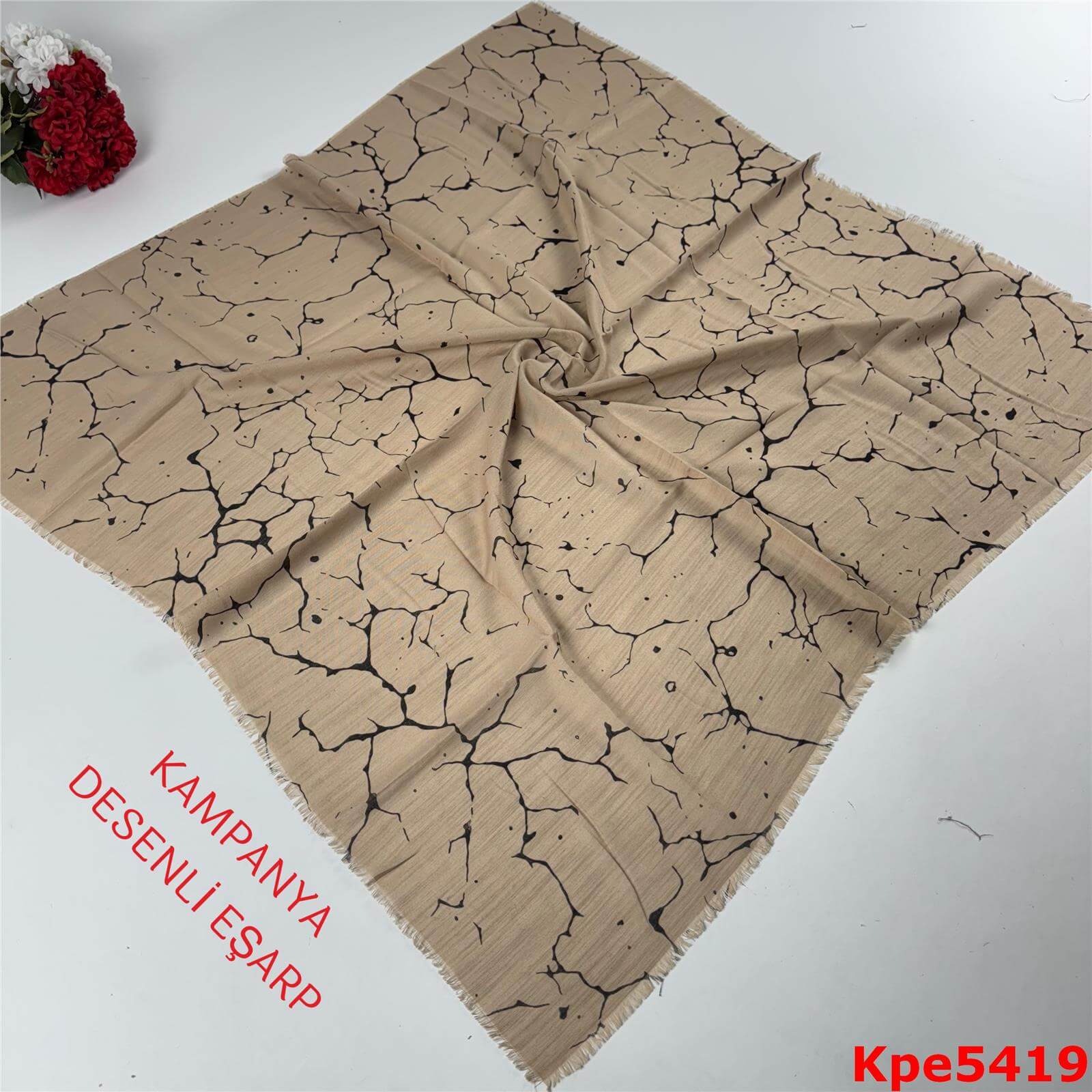 ZK-066 Kampanya Desenli Eşarp