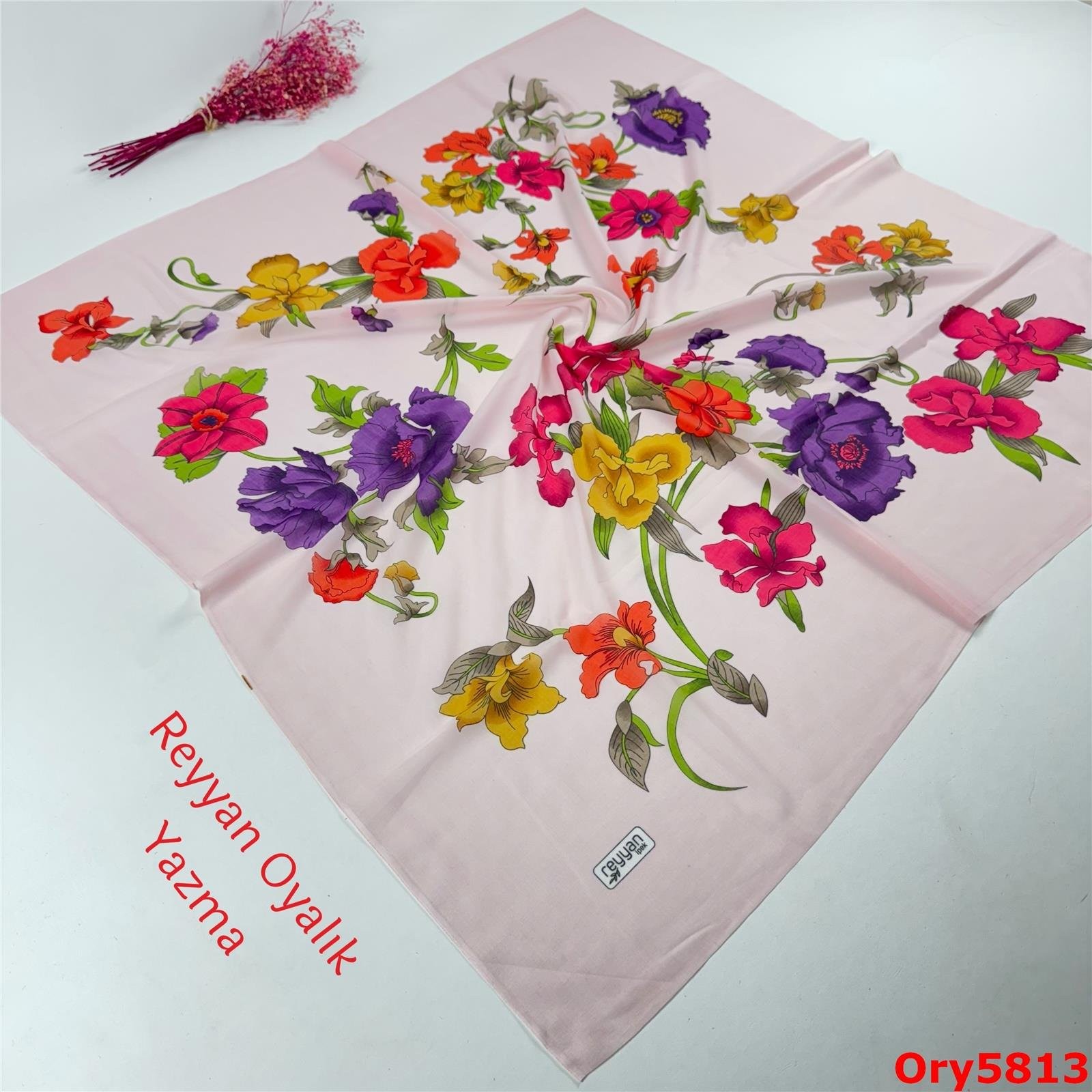 A-137 Reyyan Oyalık Yazma