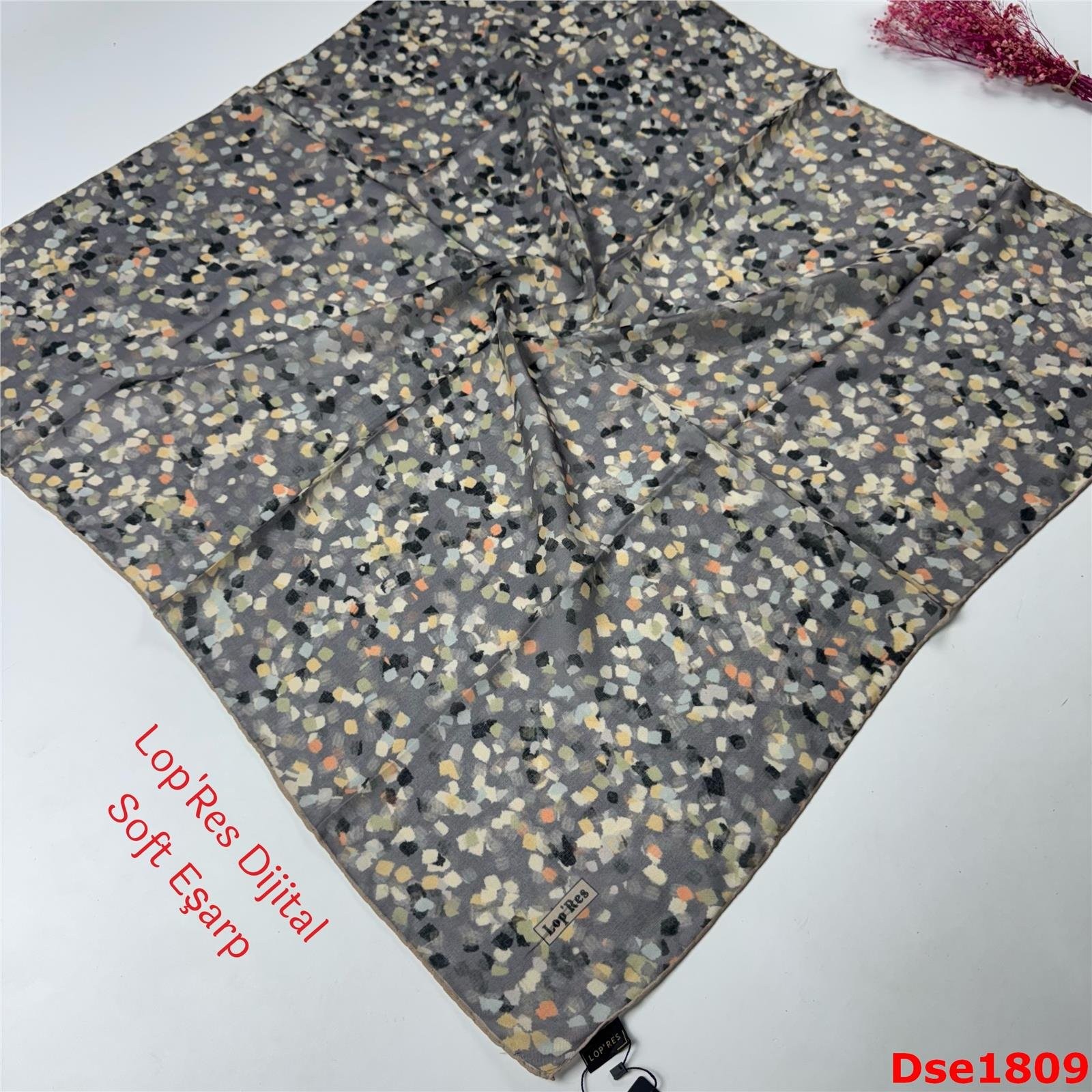 P-047 Lop'Res Soft Eşarp