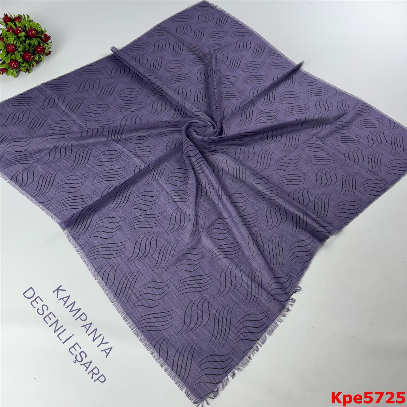 ZK-073  Kampanya Desenli Eşarp